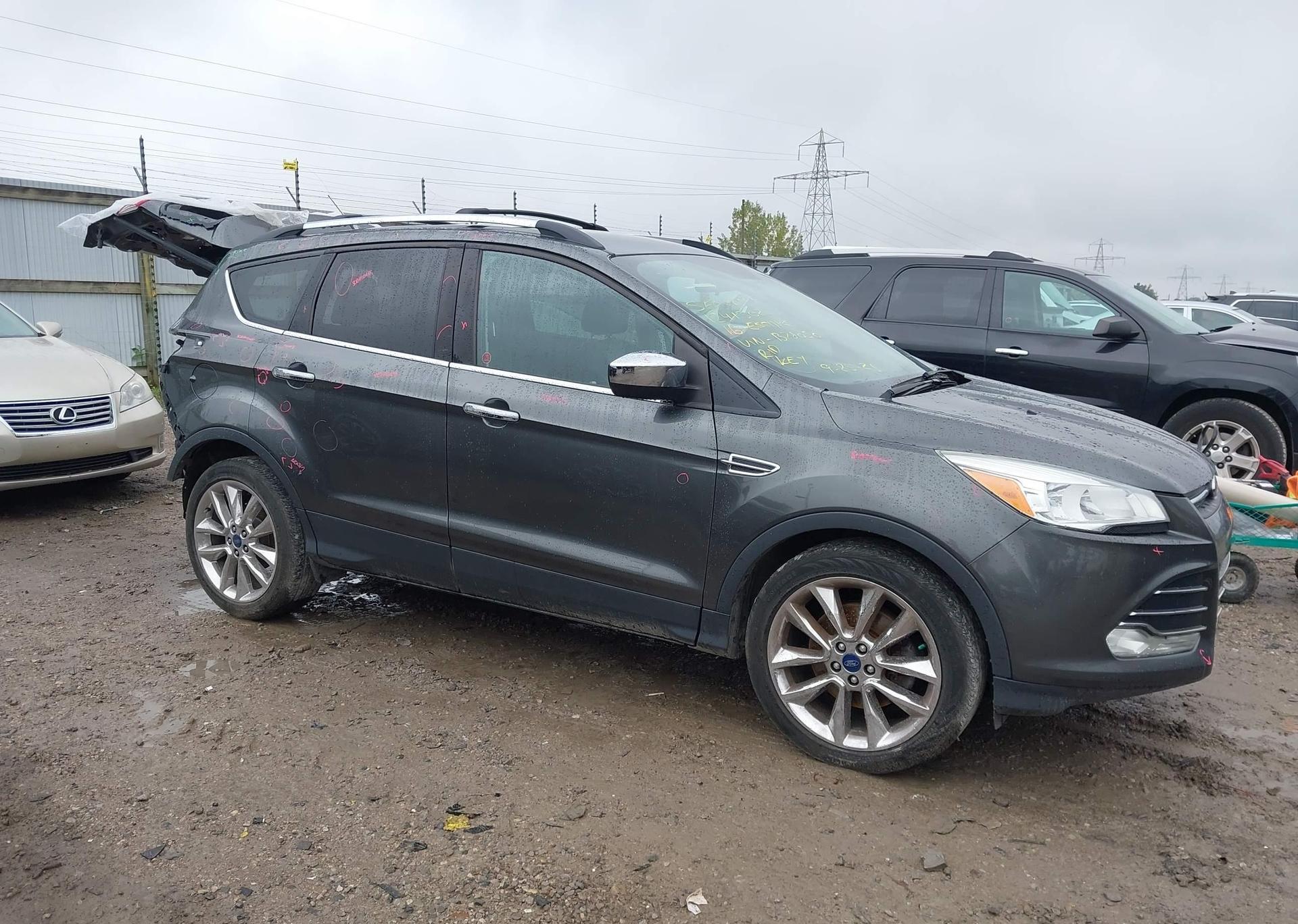 2016 FORD ESCAPE SE