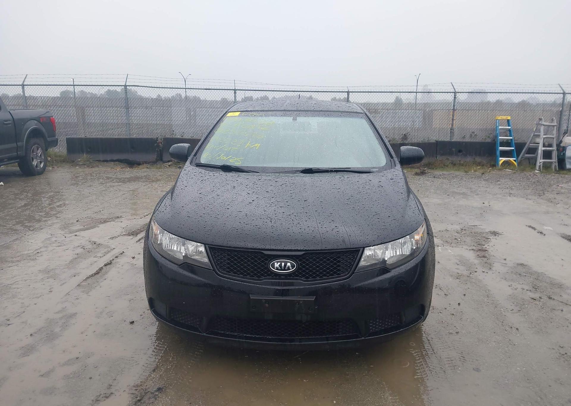 2010 KIA FORTE LX