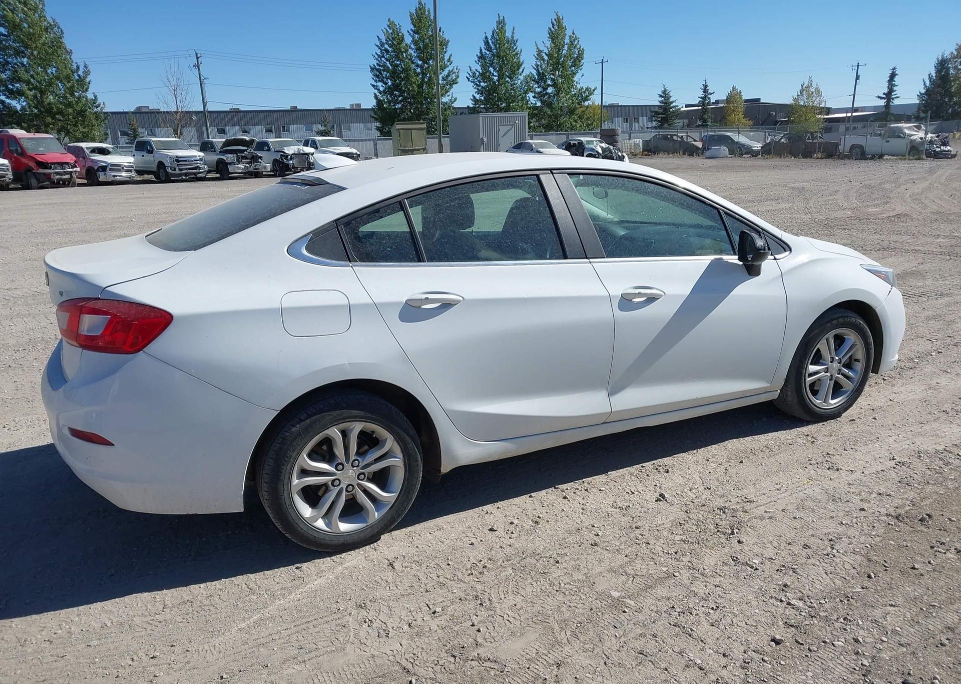 2017 CHEVROLET CRUZE LT AUTO