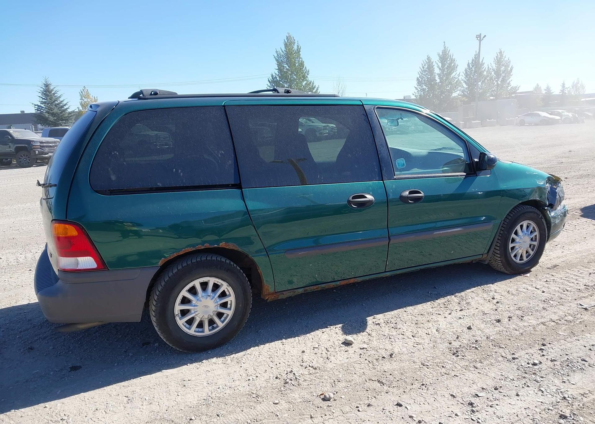 2002 FORD WINDSTAR LX