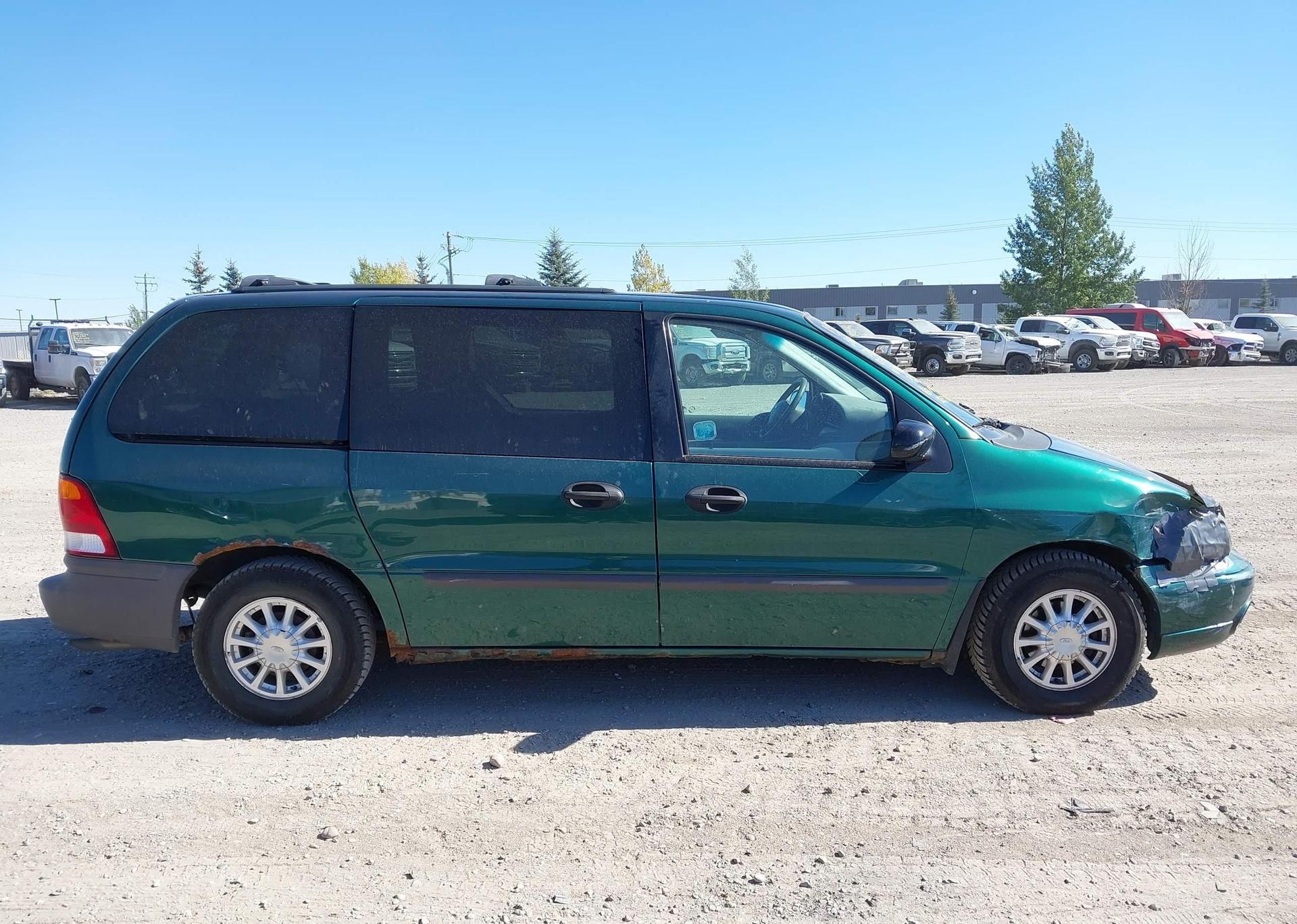 2002 FORD WINDSTAR LX