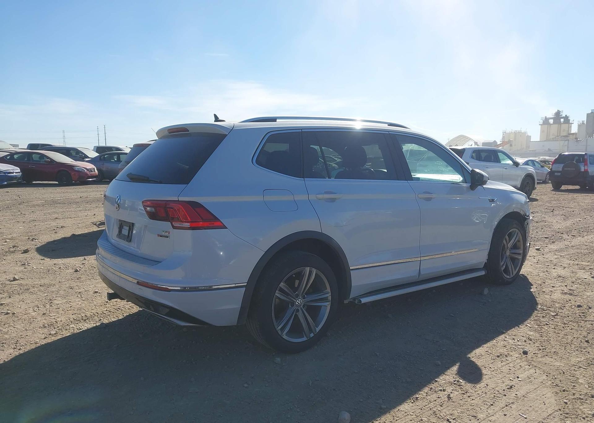 2018 VOLKSWAGEN TIGUAN SEL PREMIUM