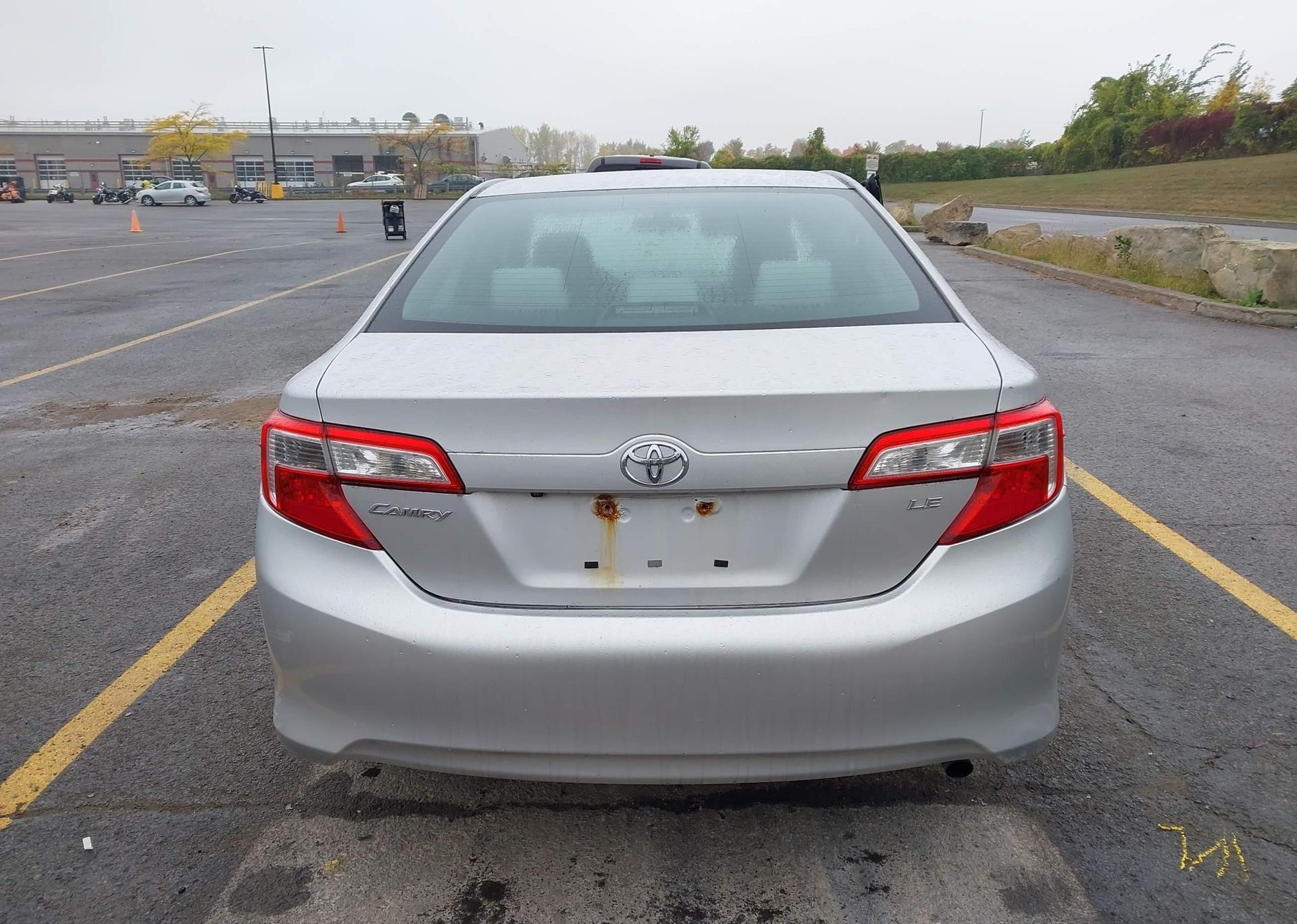 2014 TOYOTA CAMRY