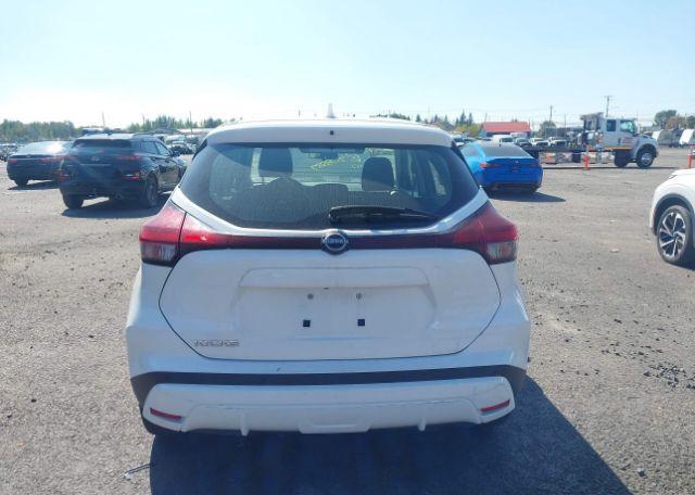 2022 NISSAN KICKS S