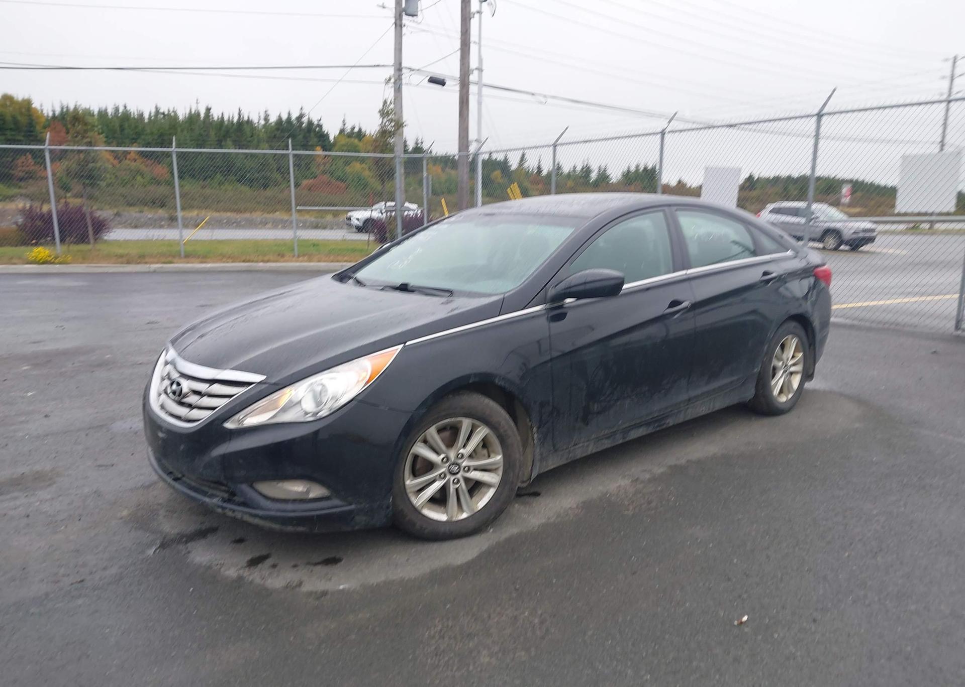 2011 HYUNDAI SONATA GLS