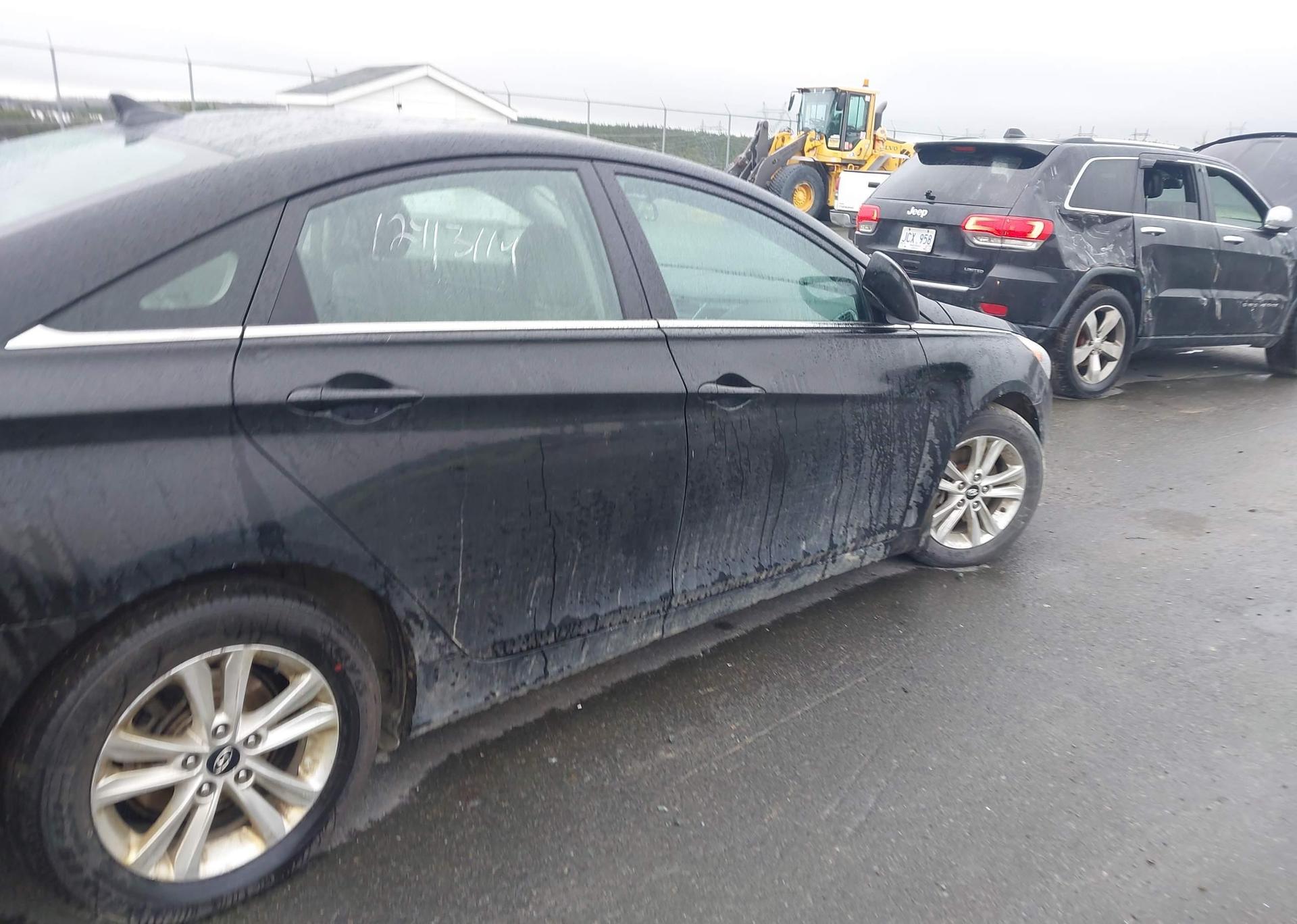 2011 HYUNDAI SONATA GLS