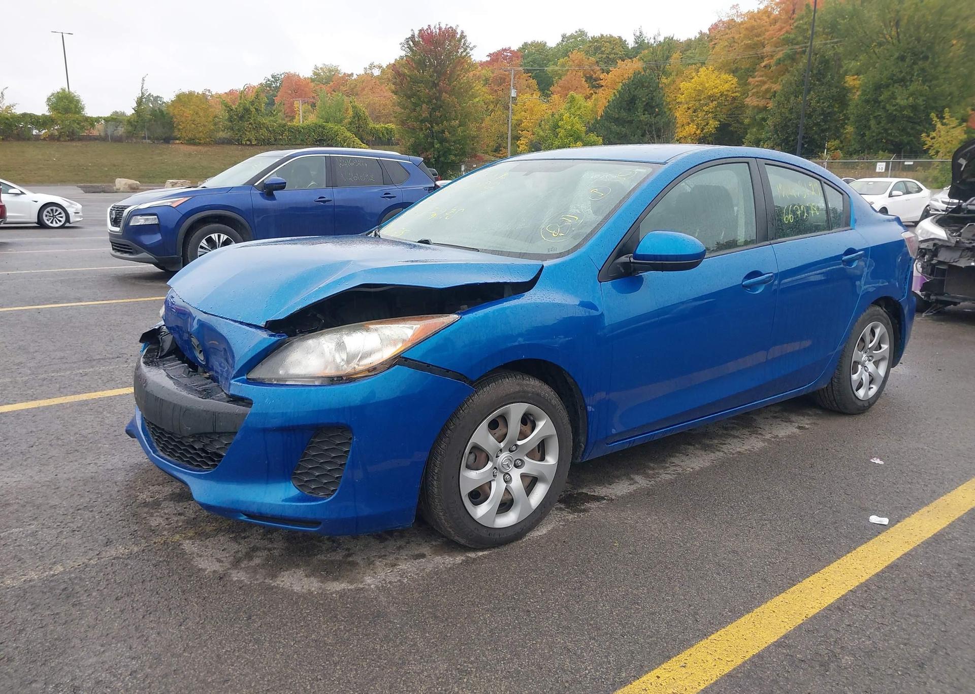 2012 MAZDA MAZDA3