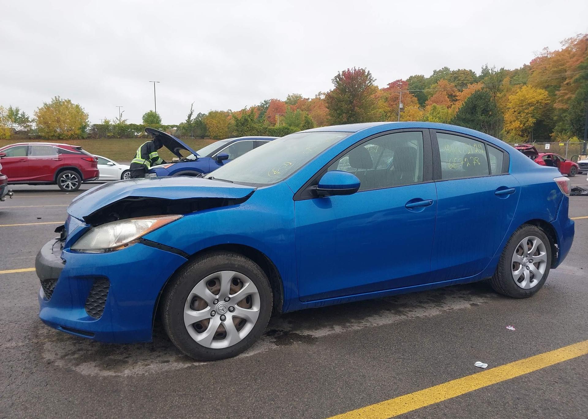 2012 MAZDA MAZDA3