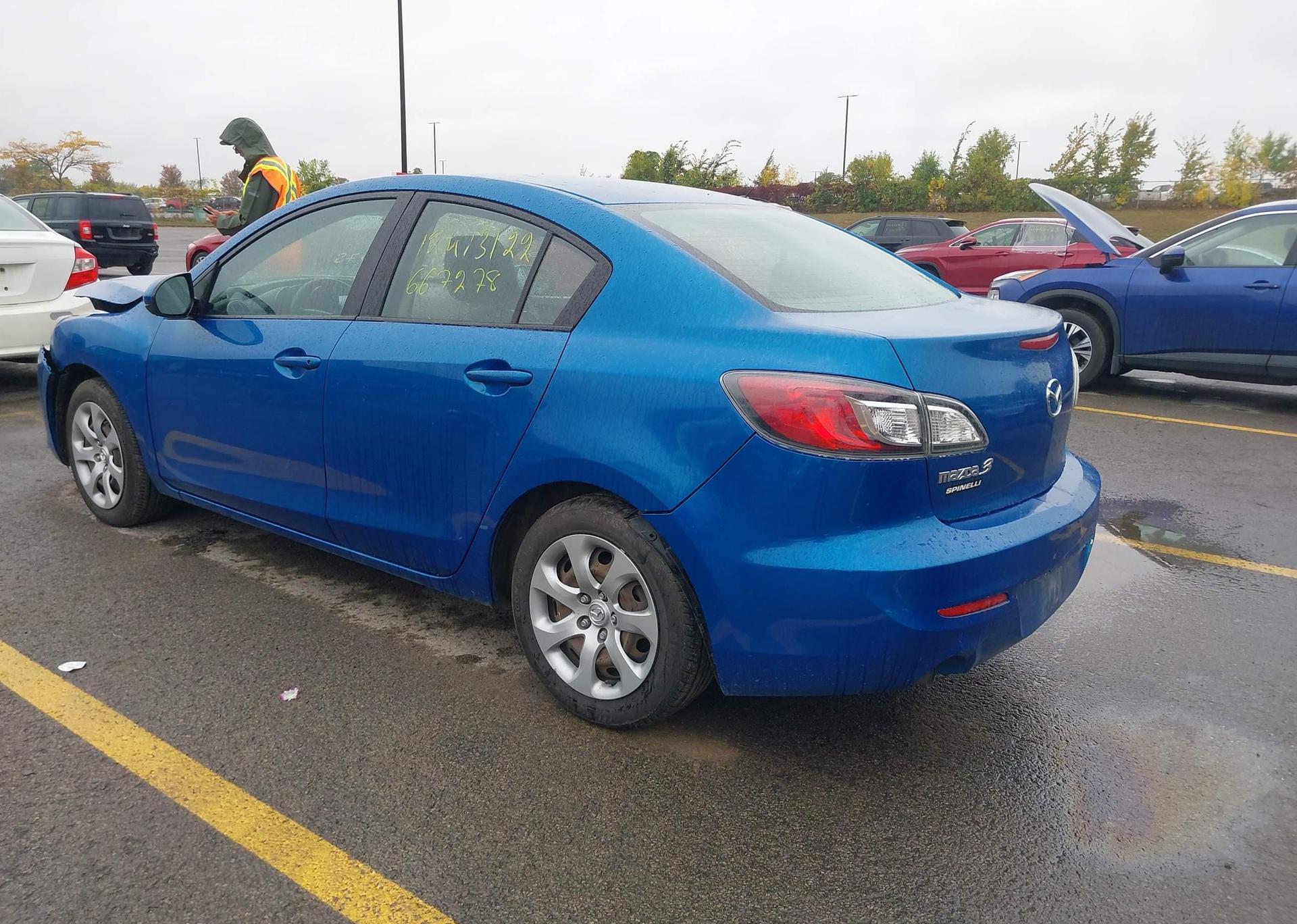 2012 MAZDA MAZDA3