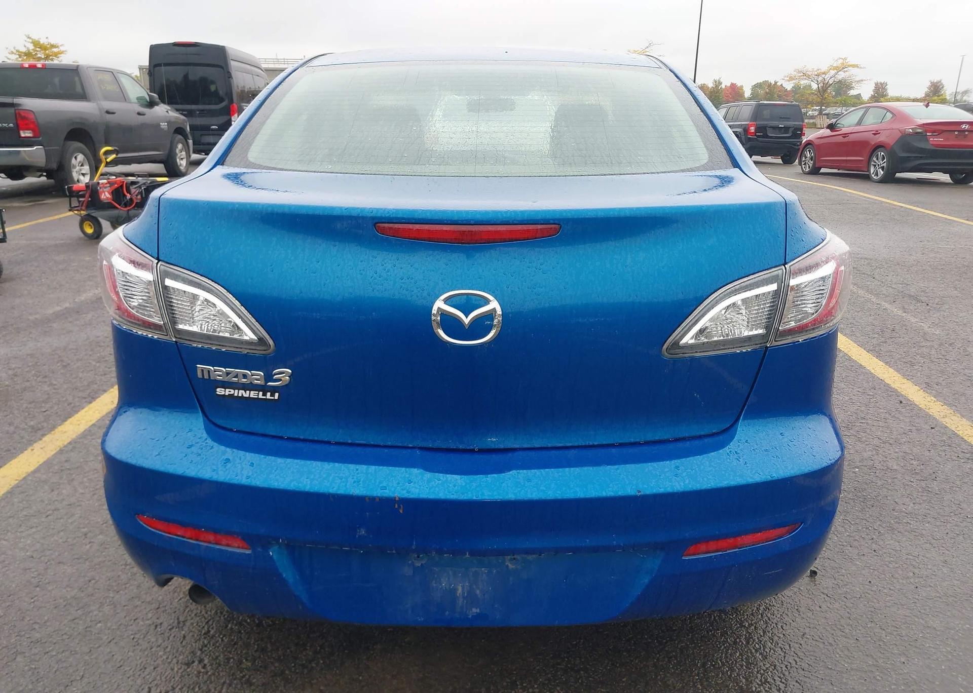 2012 MAZDA MAZDA3