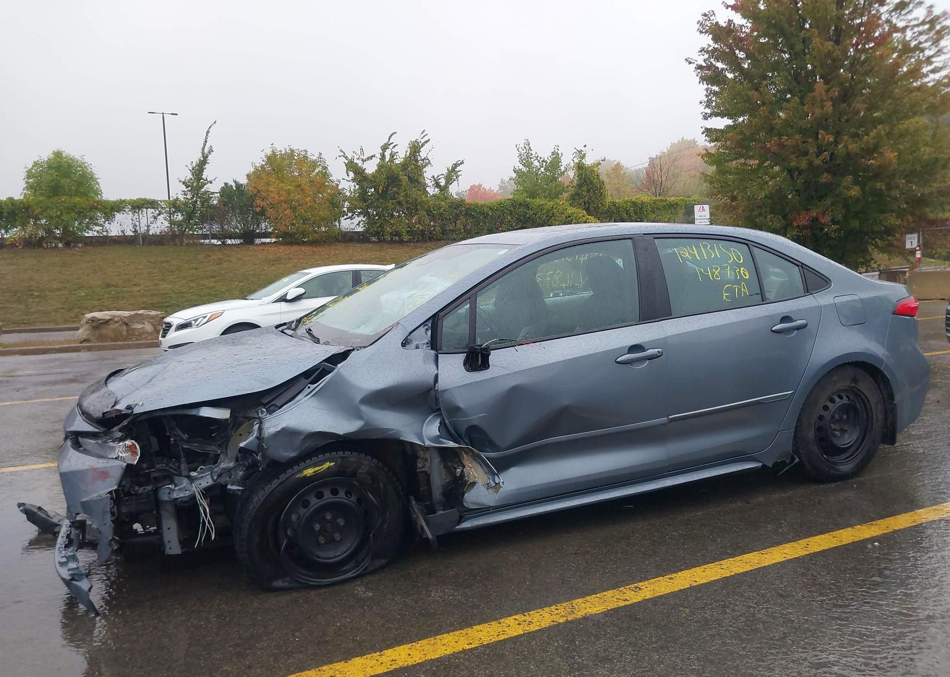 2021 TOYOTA COROLLA