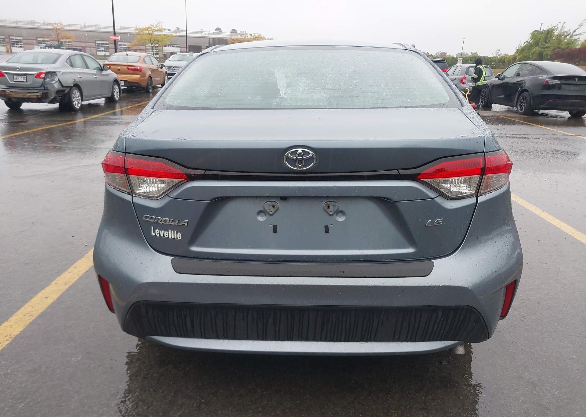 2021 TOYOTA COROLLA