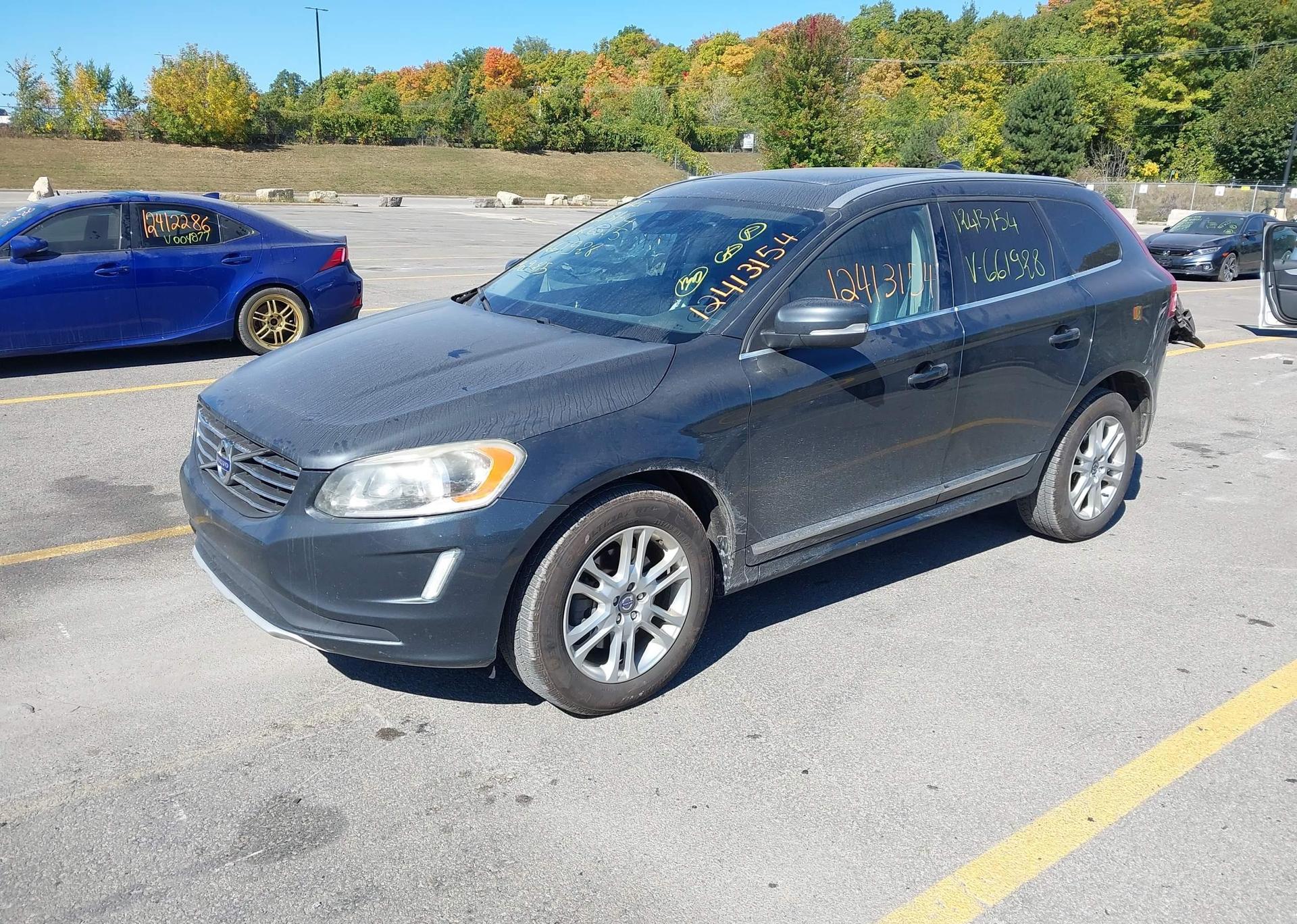 2015 VOLVO XC60 T5