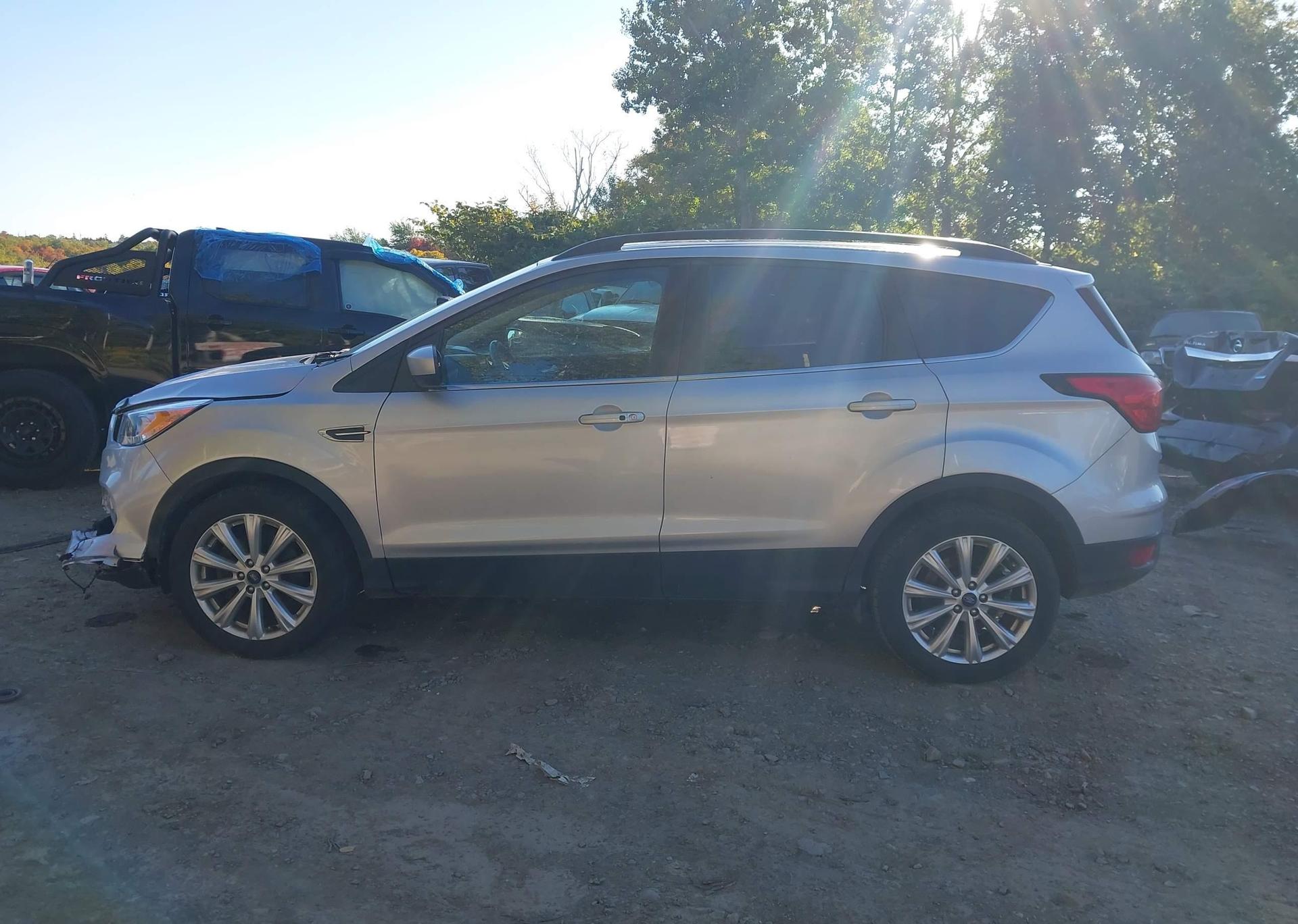 2019 FORD ESCAPE SEL