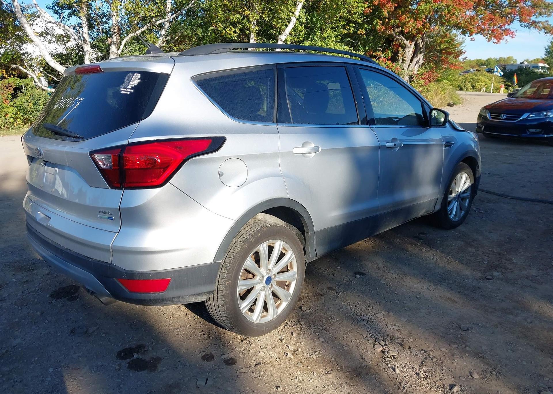 2019 FORD ESCAPE SEL