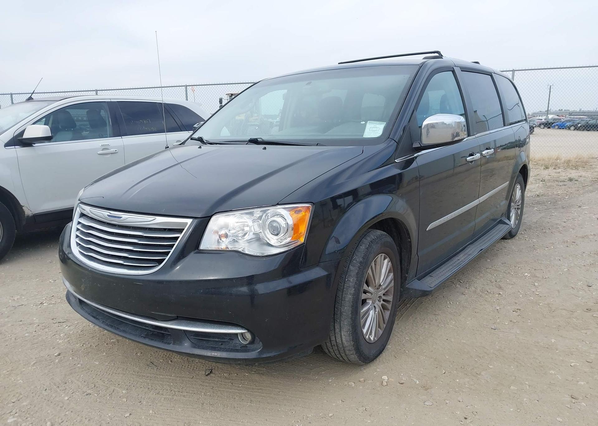 2011 CHRYSLER TOWN & COUNTRY LIMITED
