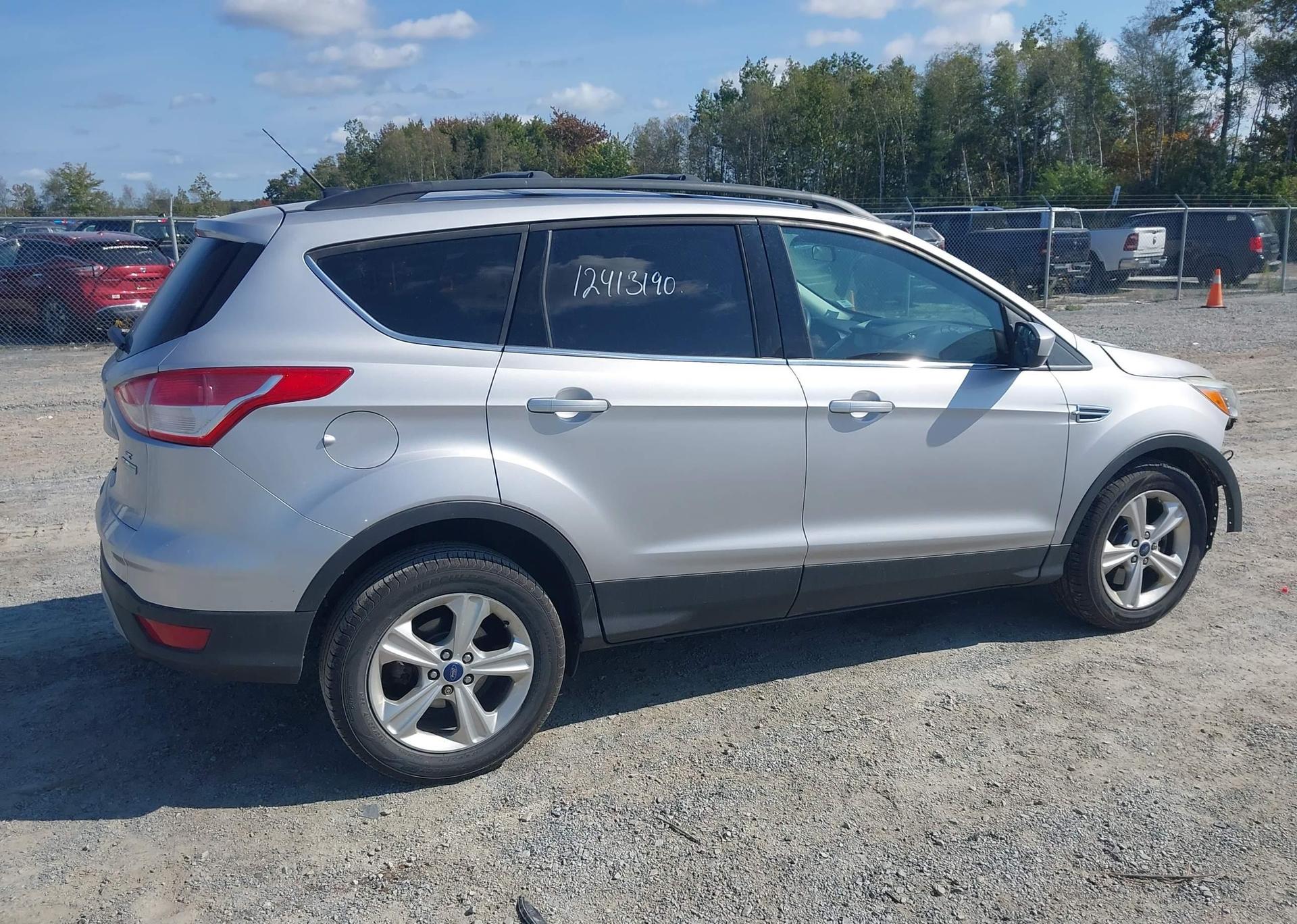 2013 FORD ESCAPE SE