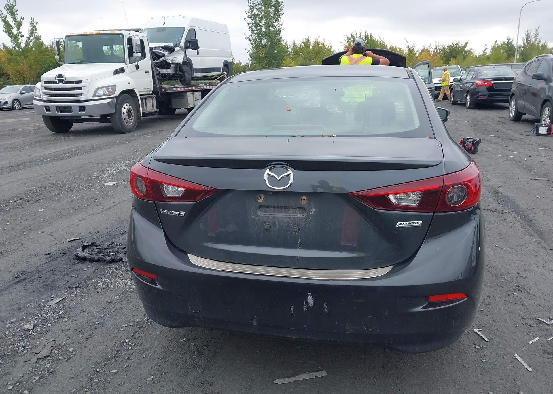 2015 MAZDA 3 TOURING