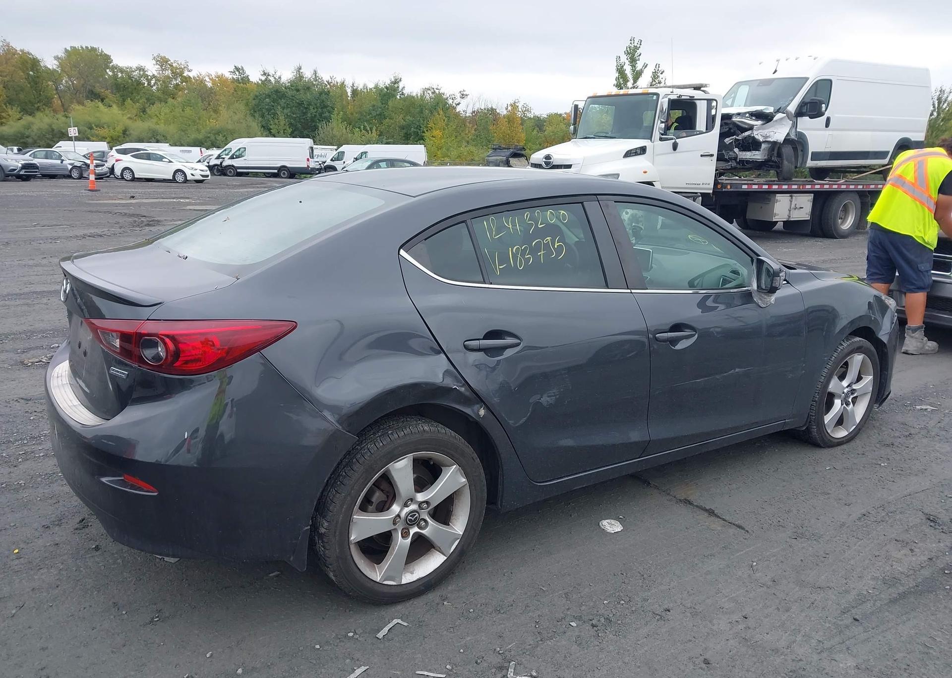 2015 MAZDA 3 TOURING