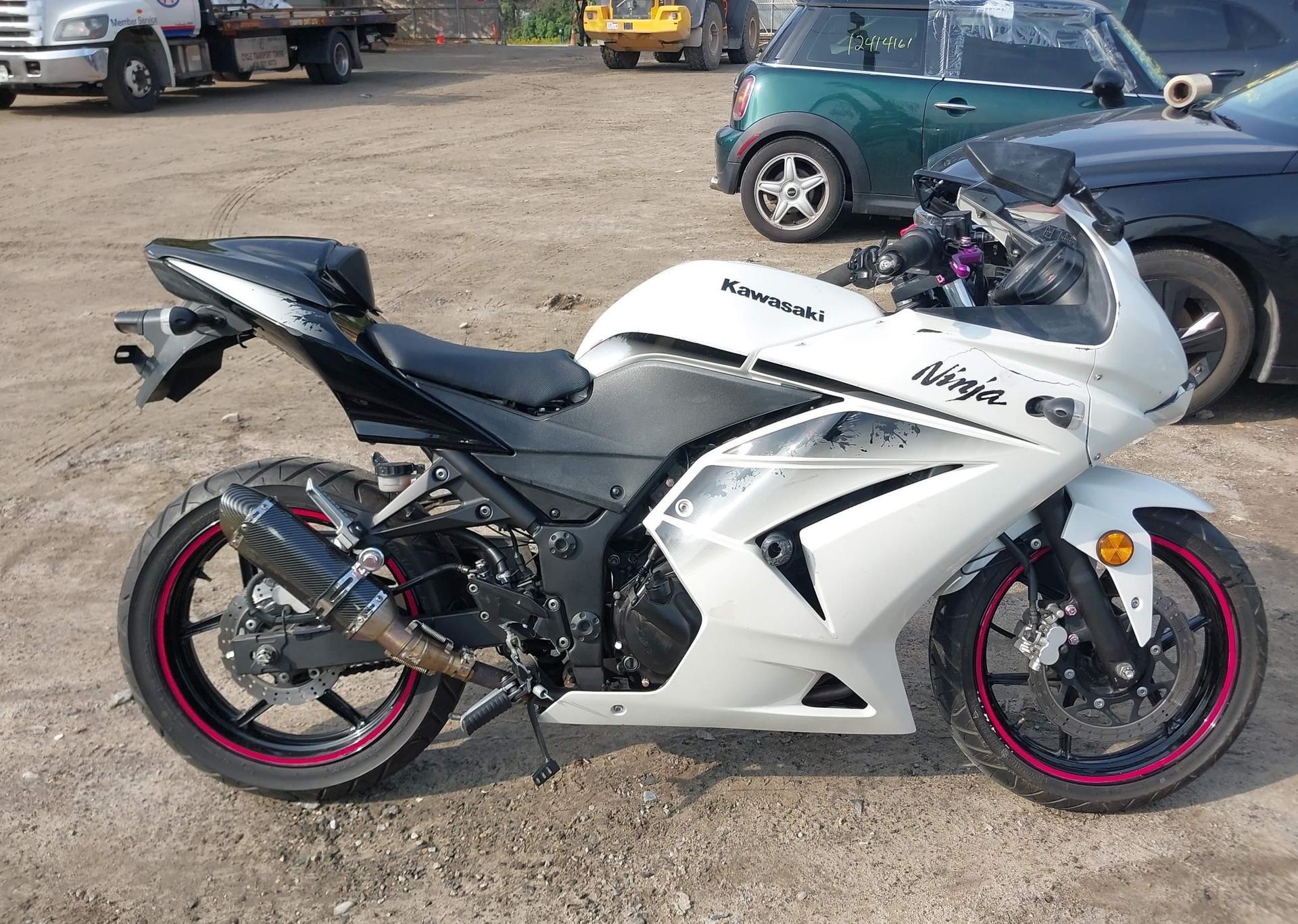 2011 KAWASAKI EX250 J
