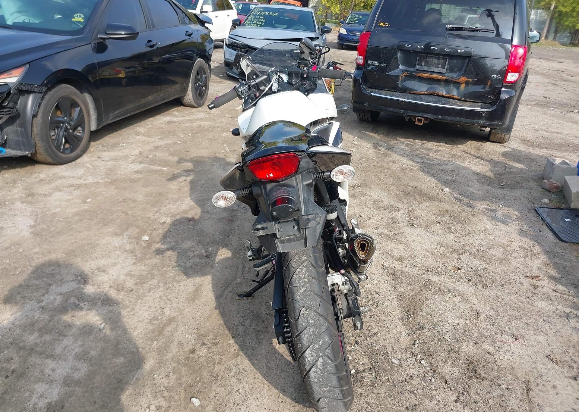 2011 KAWASAKI EX250 J