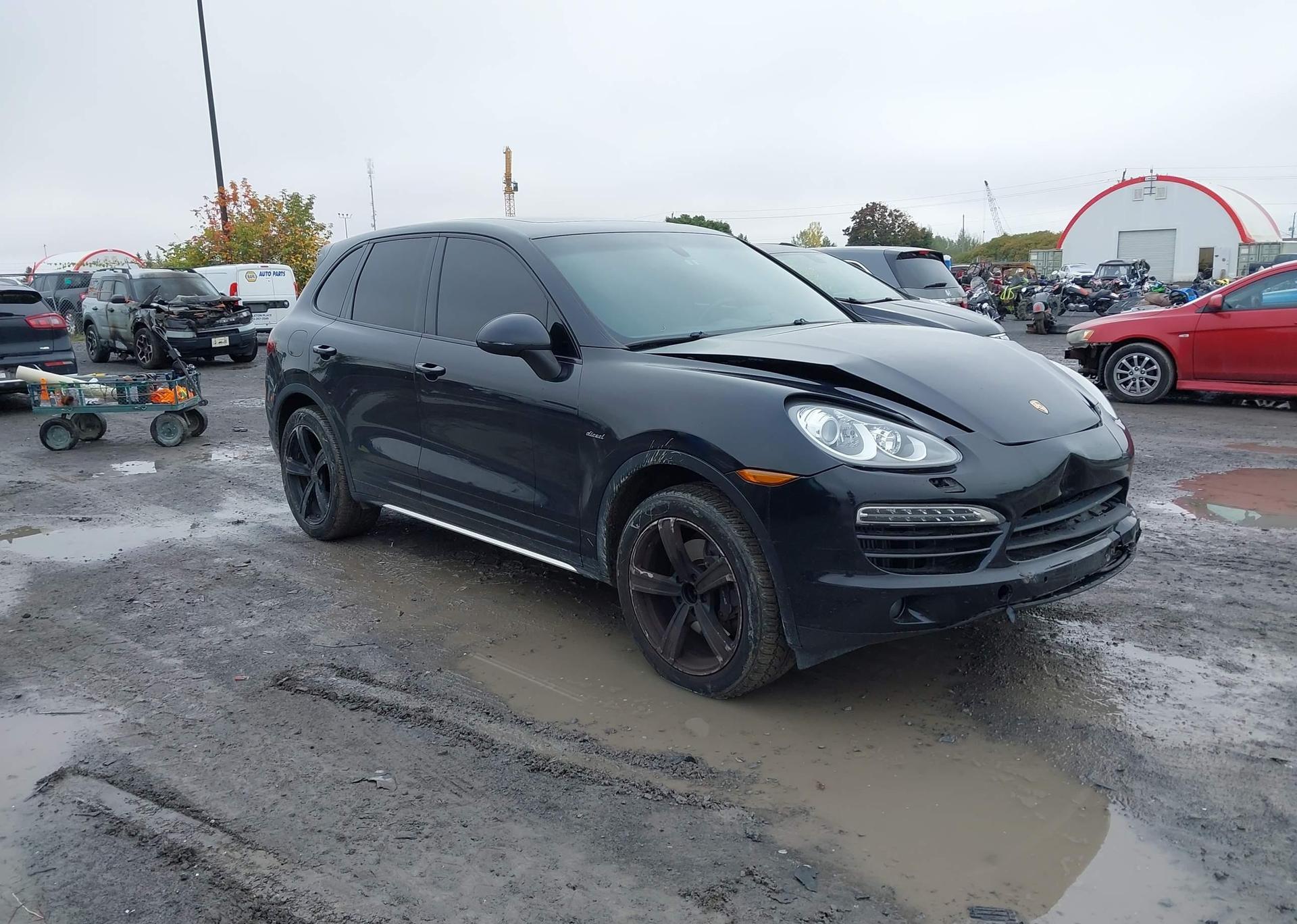 2013 PORSCHE CAYENNE
