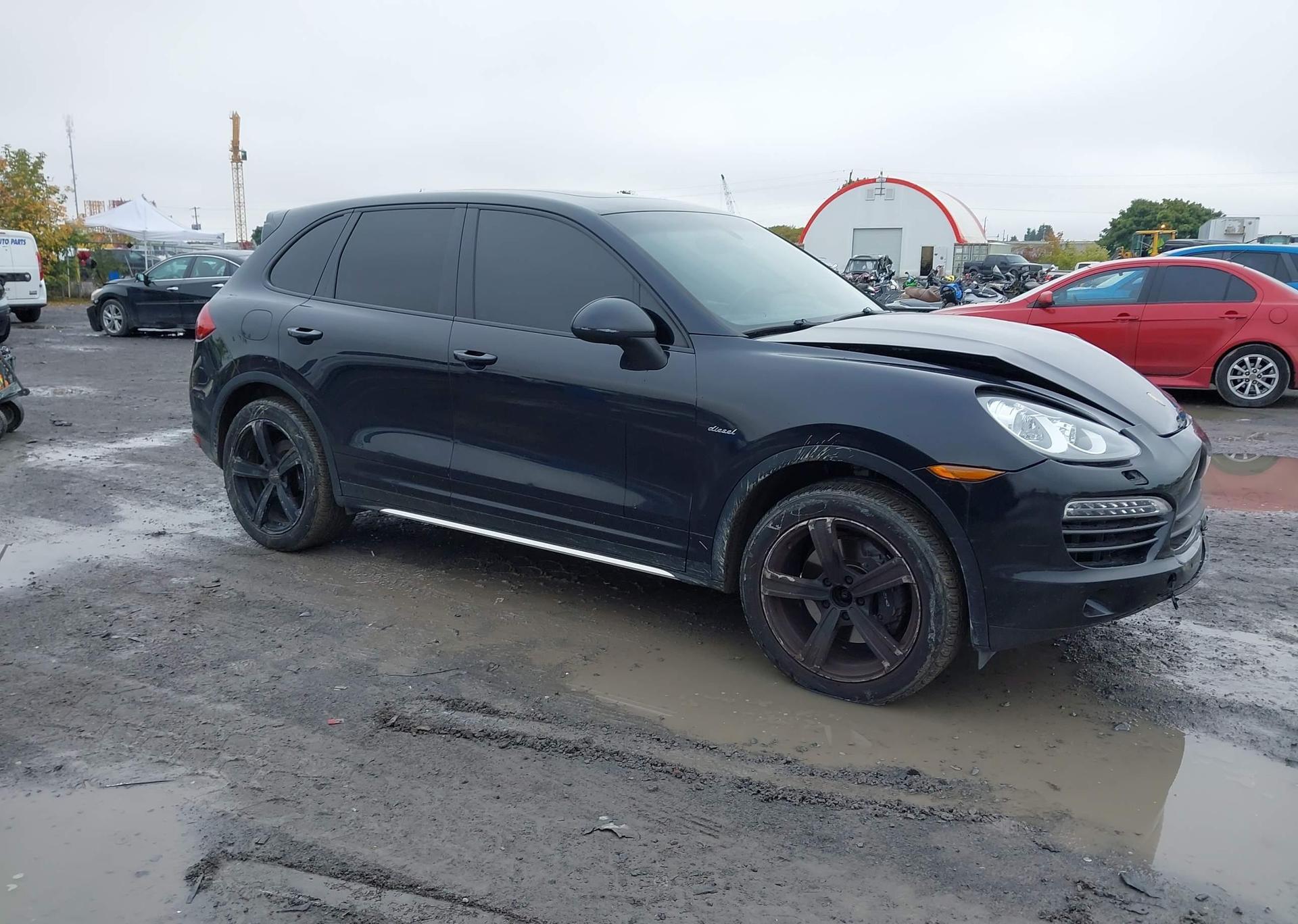2013 PORSCHE CAYENNE