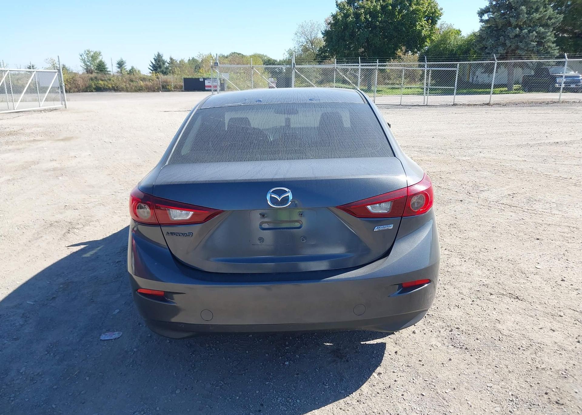 2015 MAZDA MAZDA3