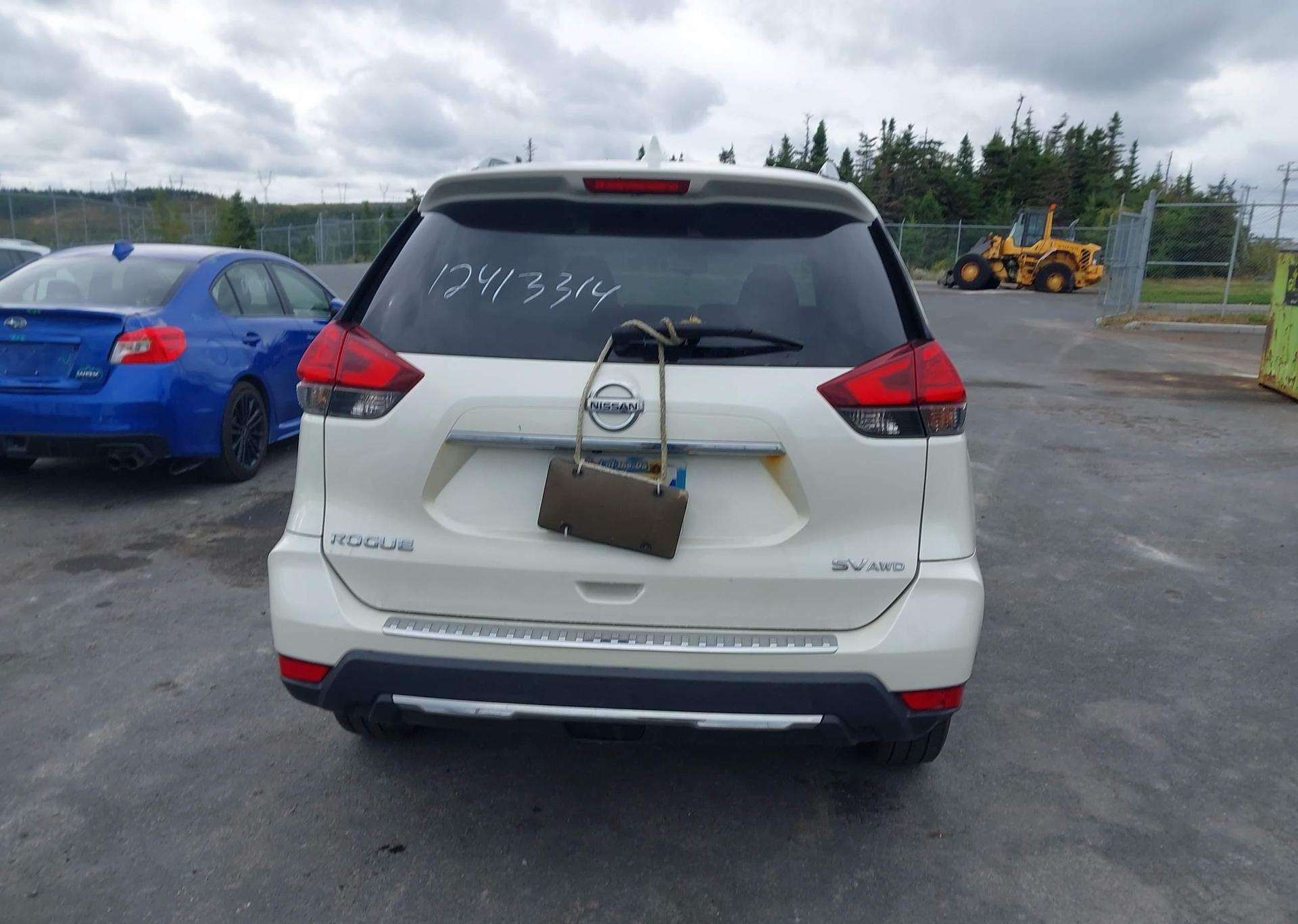 2017 NISSAN ROGUE S