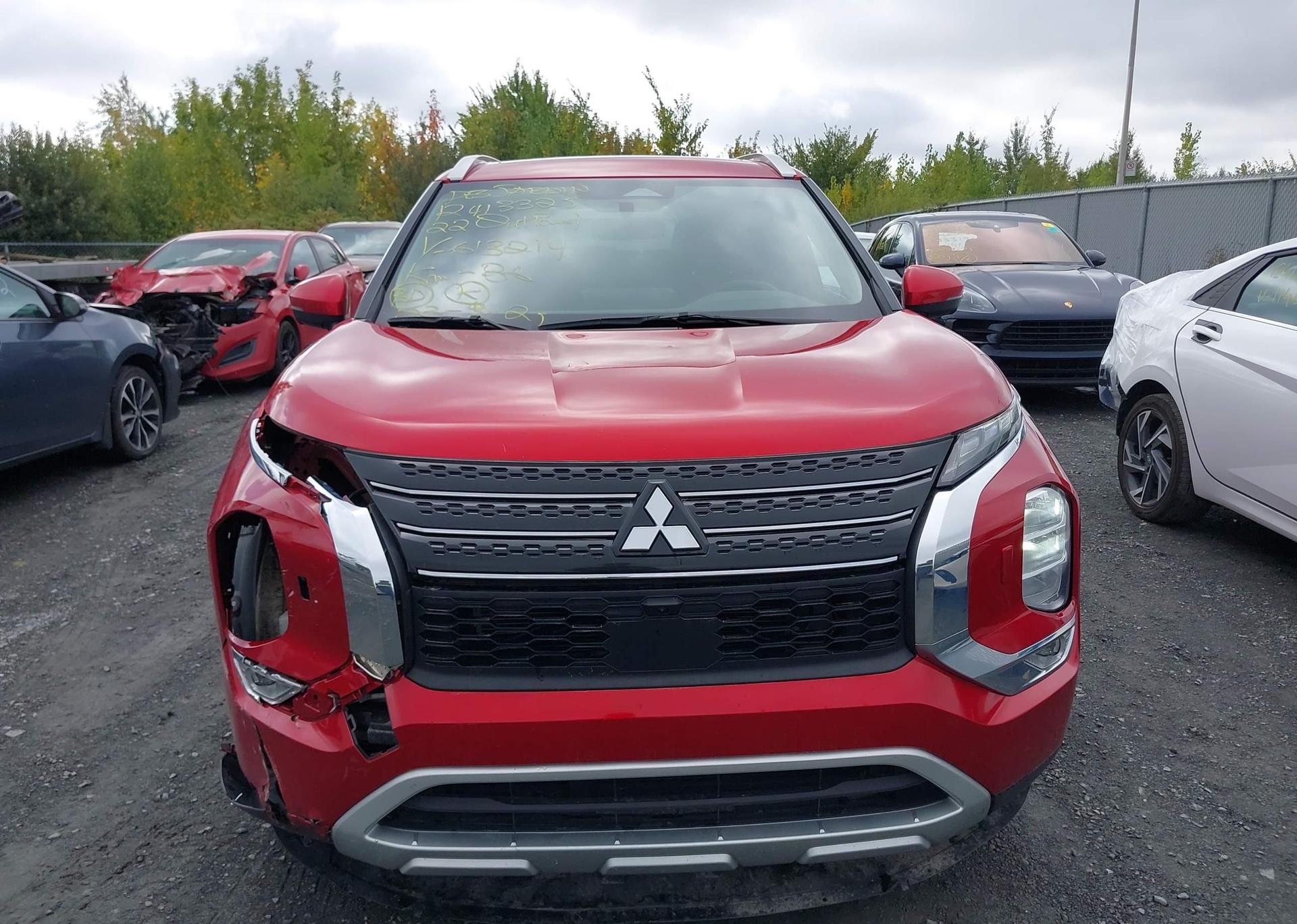 2022 MITSUBISHI OUTLANDER SE