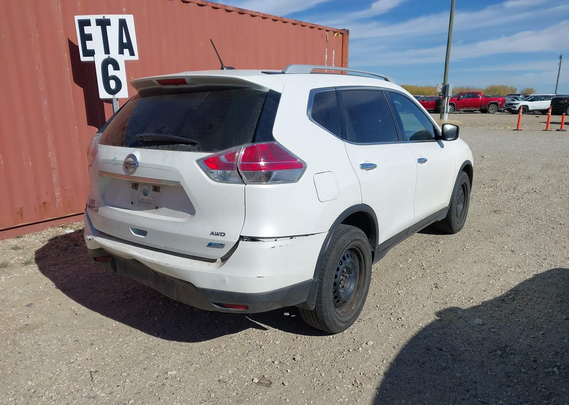 2014 NISSAN ROGUE S