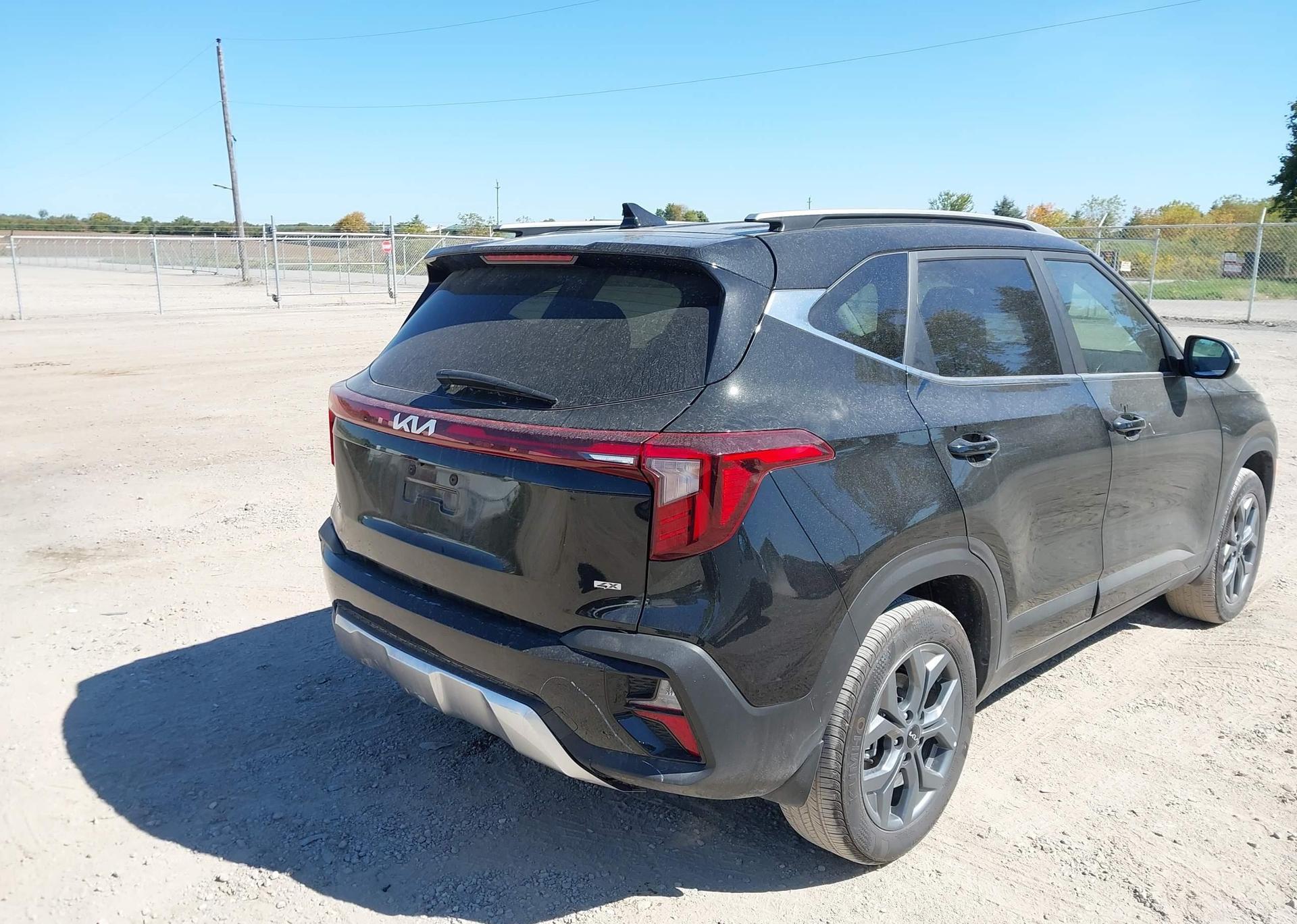 2025 KIA SELTOS LX