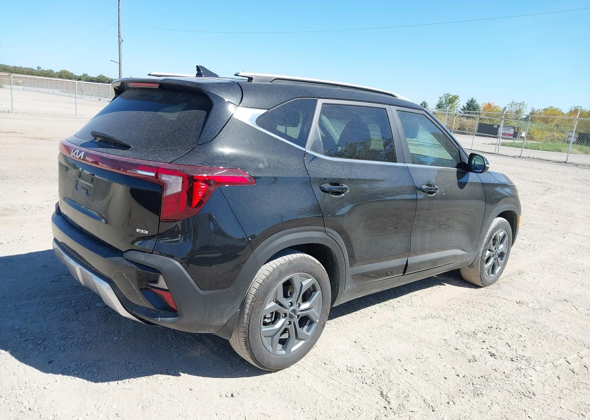 2025 KIA SELTOS LX