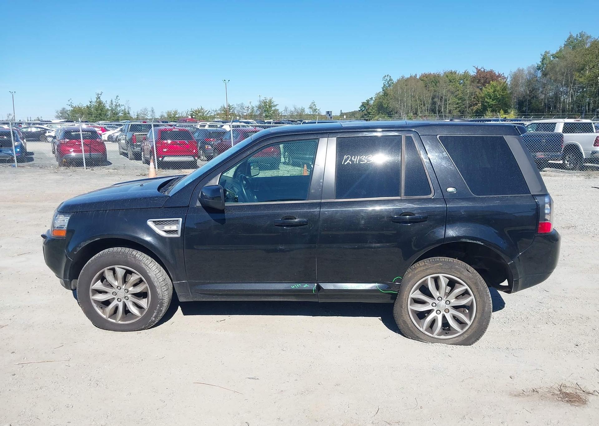 2014 LAND ROVER LR2 SE