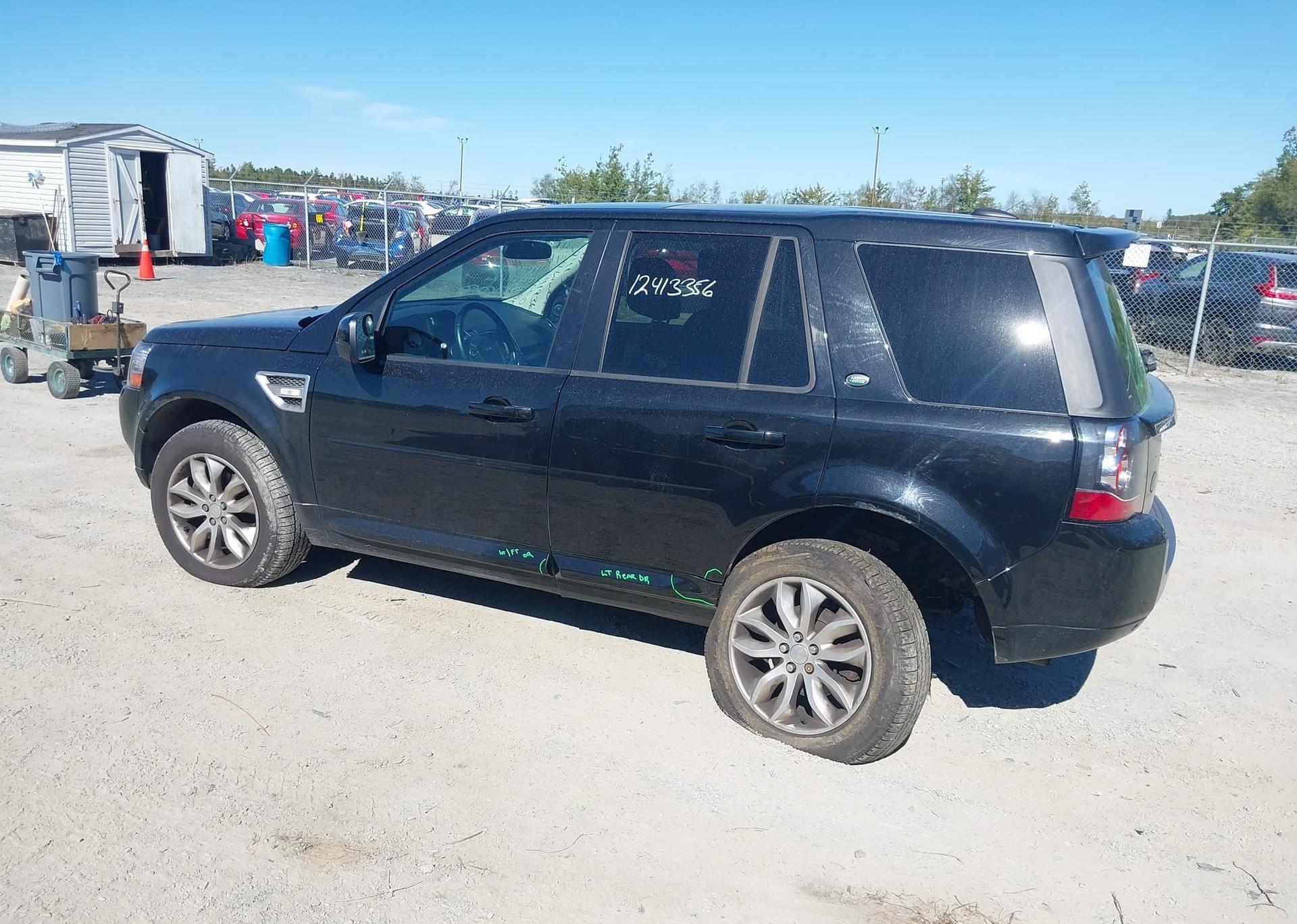 2014 LAND ROVER LR2 SE