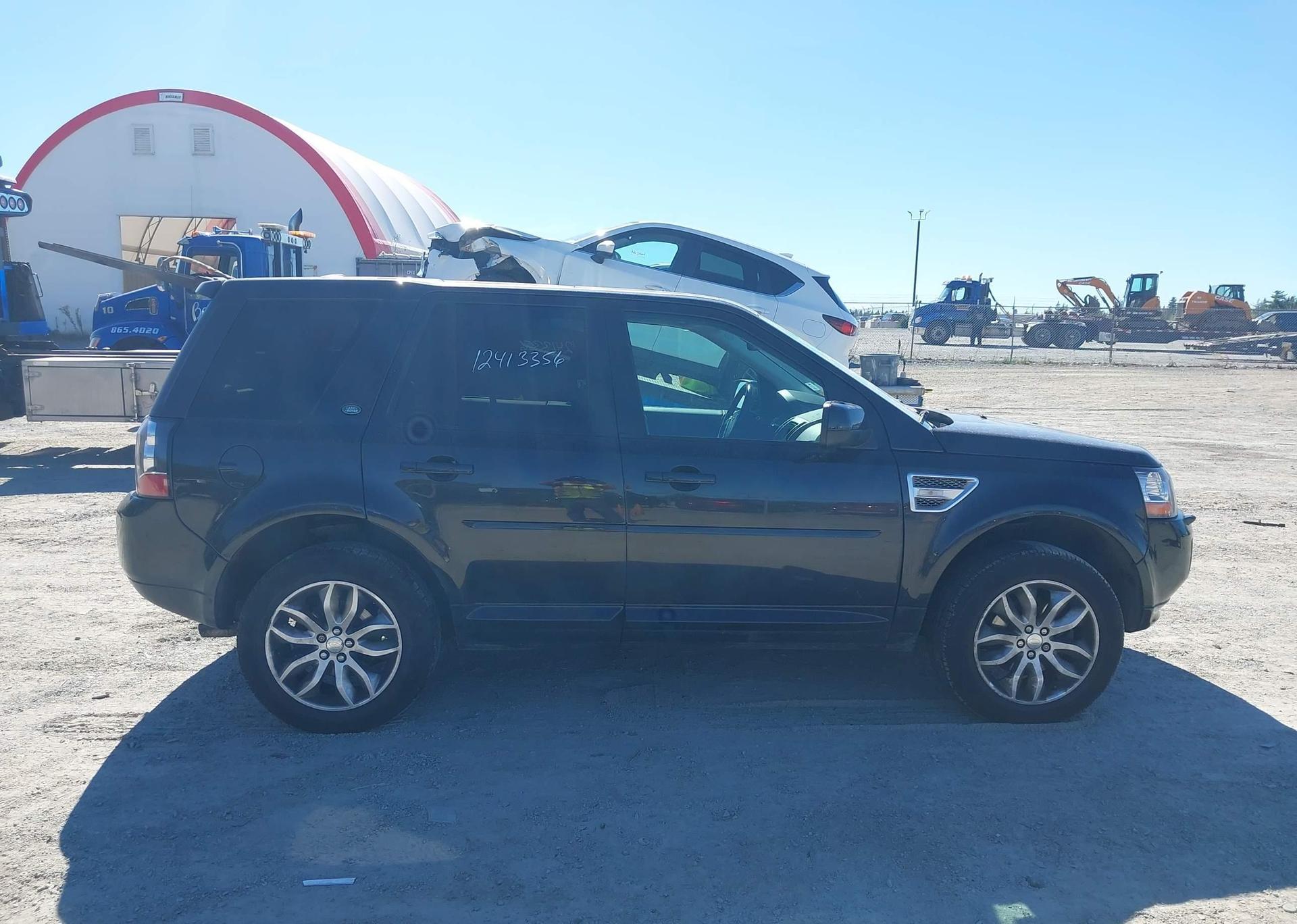 2014 LAND ROVER LR2 SE