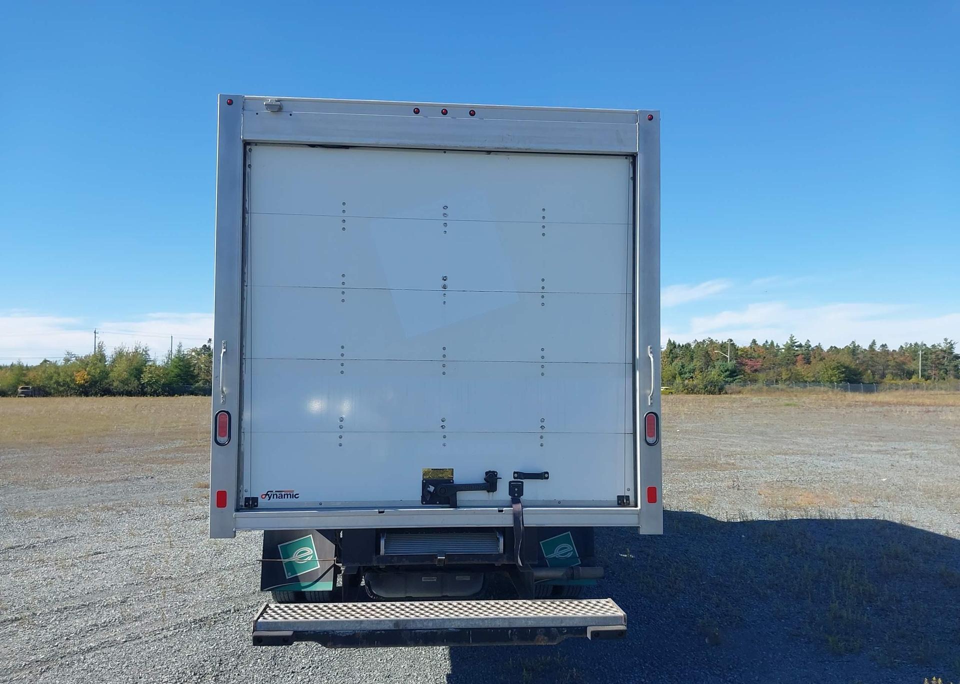 2024 FORD ECONOLINE E450 SUPER DUTY CUTAWAY VAN