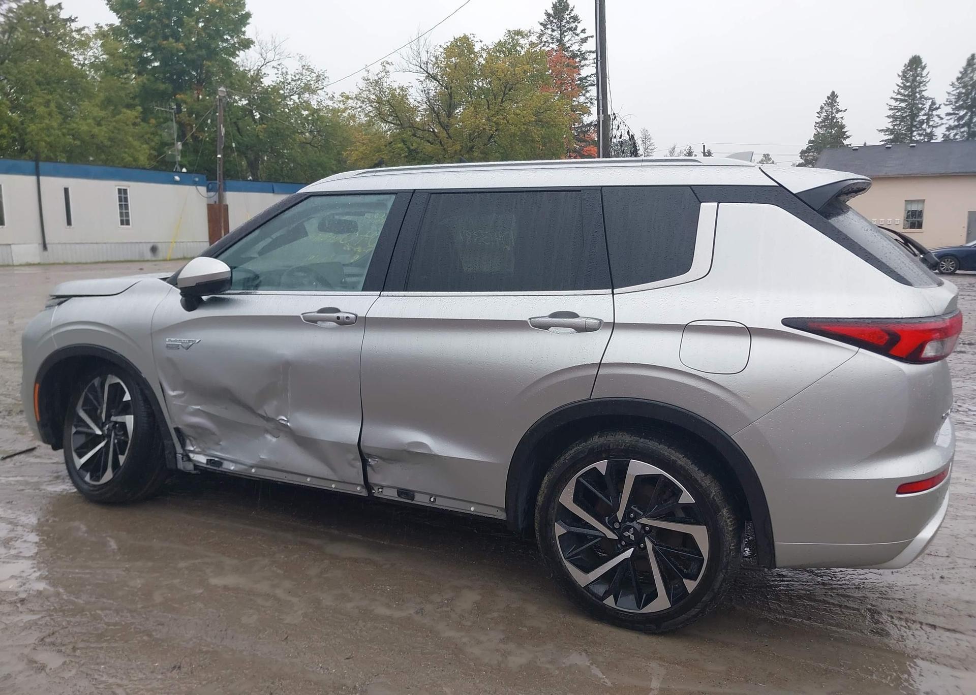2024 MITSUBISHI OUTLANDER GT