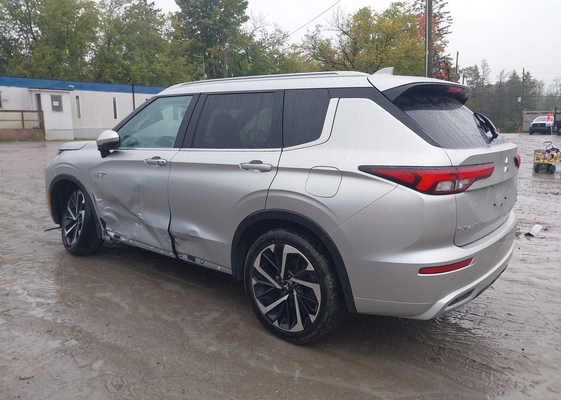 2024 MITSUBISHI OUTLANDER GT