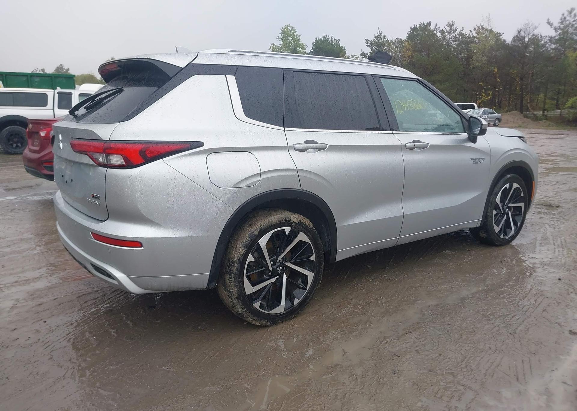 2024 MITSUBISHI OUTLANDER GT