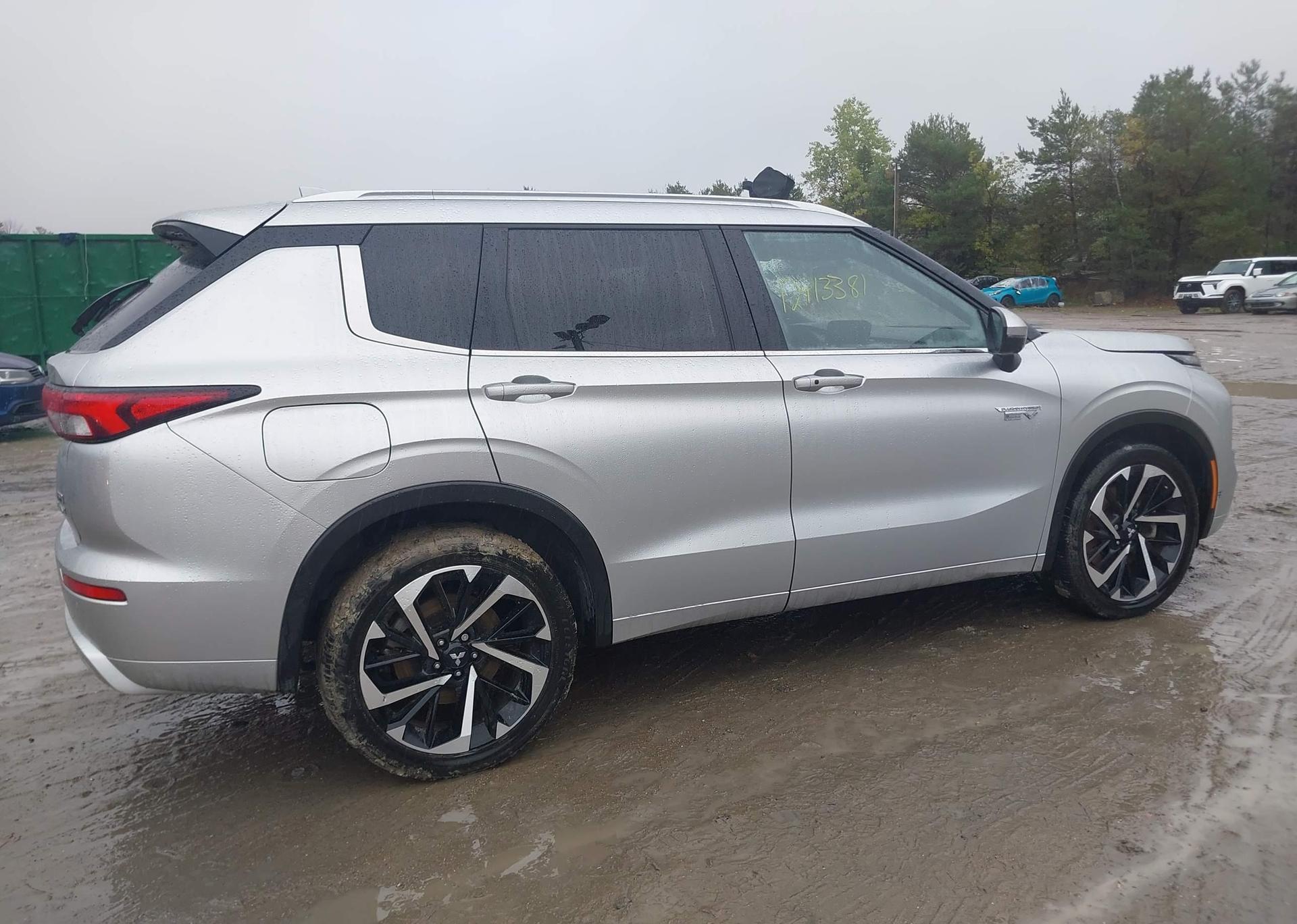 2024 MITSUBISHI OUTLANDER GT