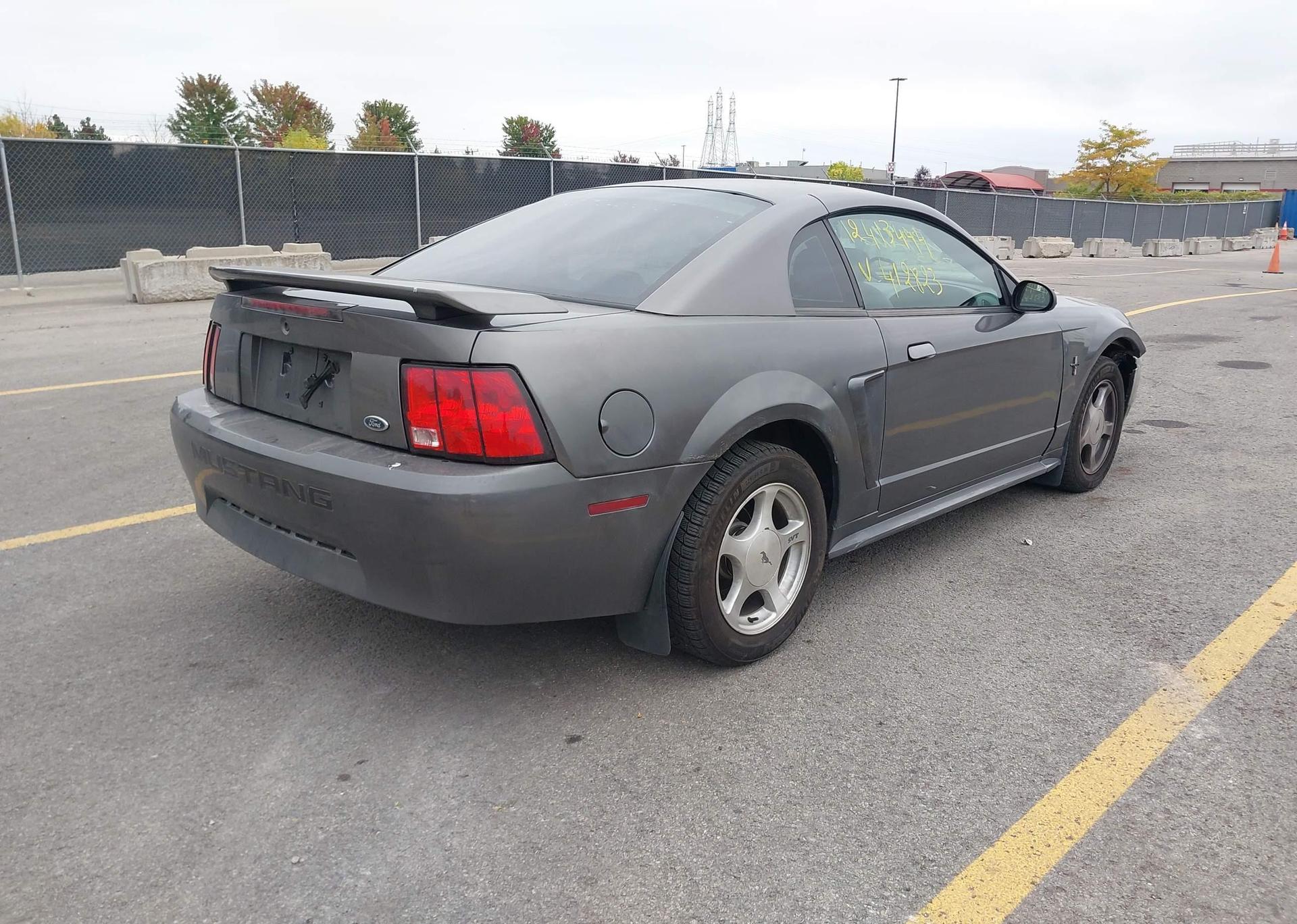 2003 FORD MUSTANG