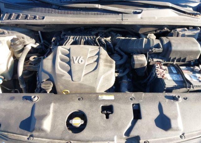 2012 KIA SEDONA LX