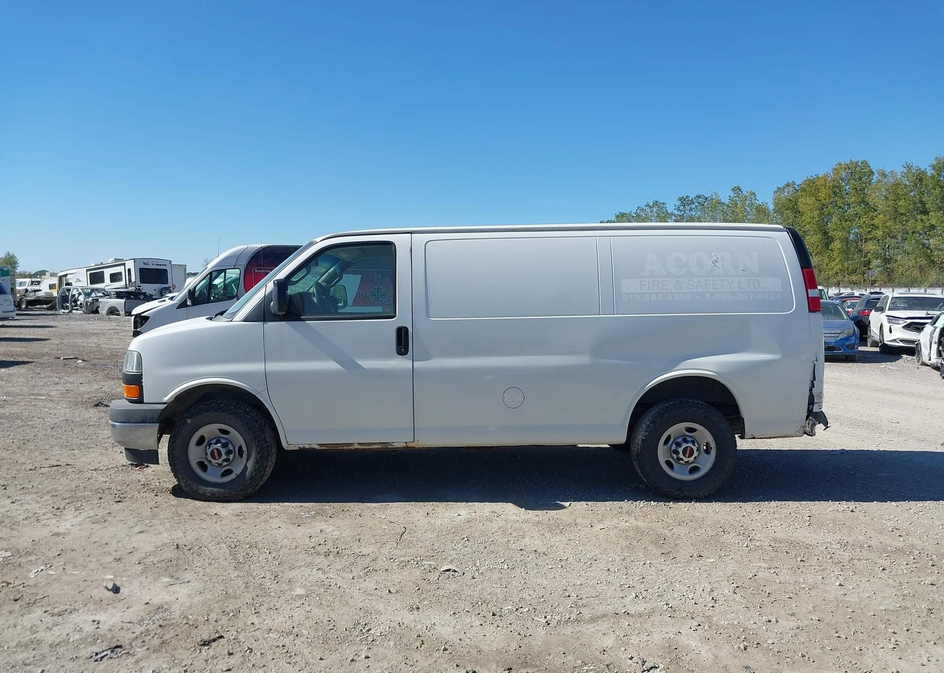 2017 GMC SAVANA 2500 WORK VAN