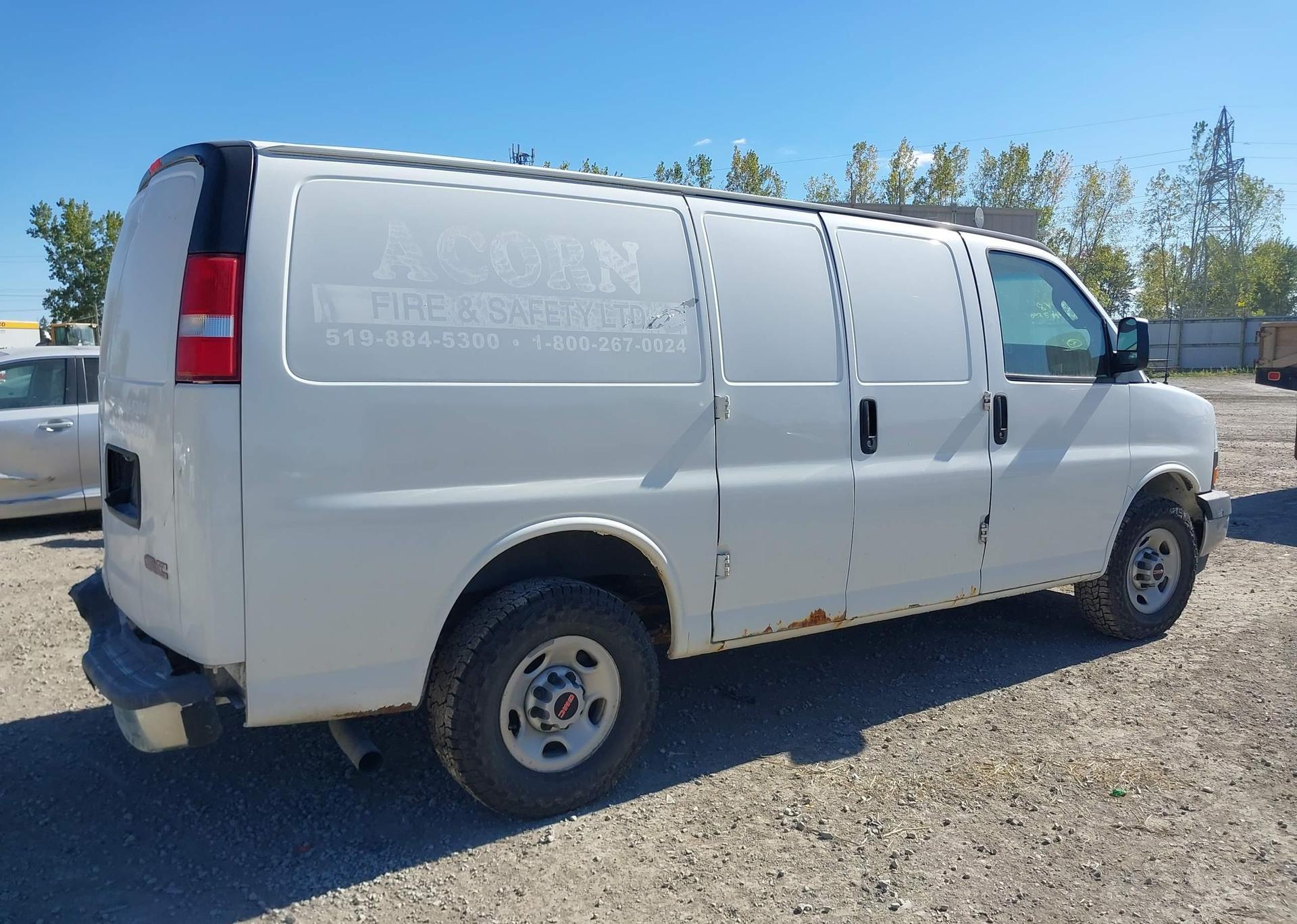 2017 GMC SAVANA 2500 WORK VAN