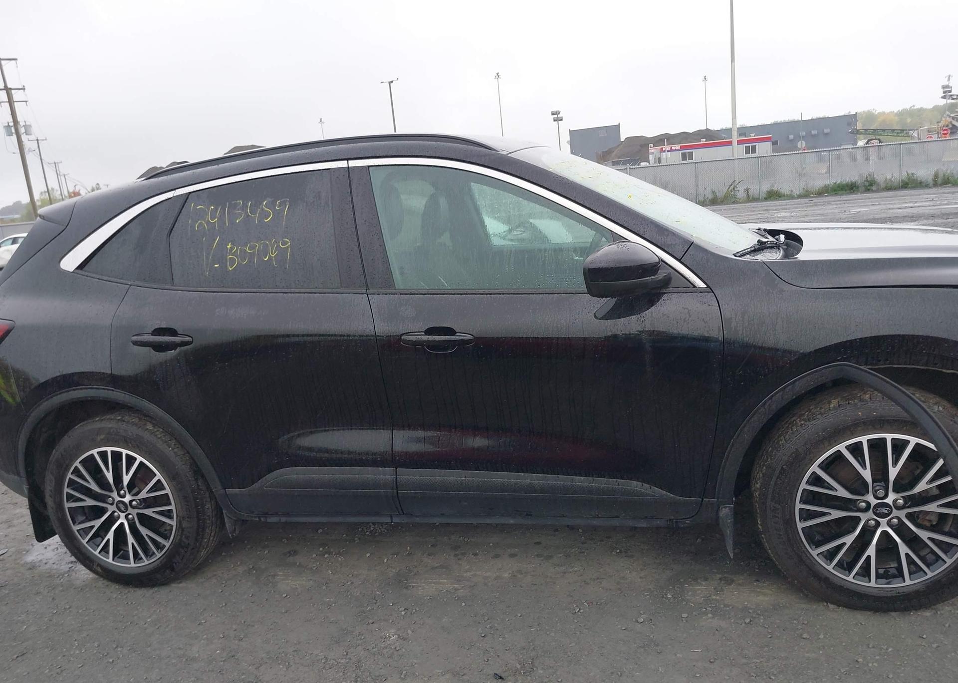 2023 FORD ESCAPE PHEV