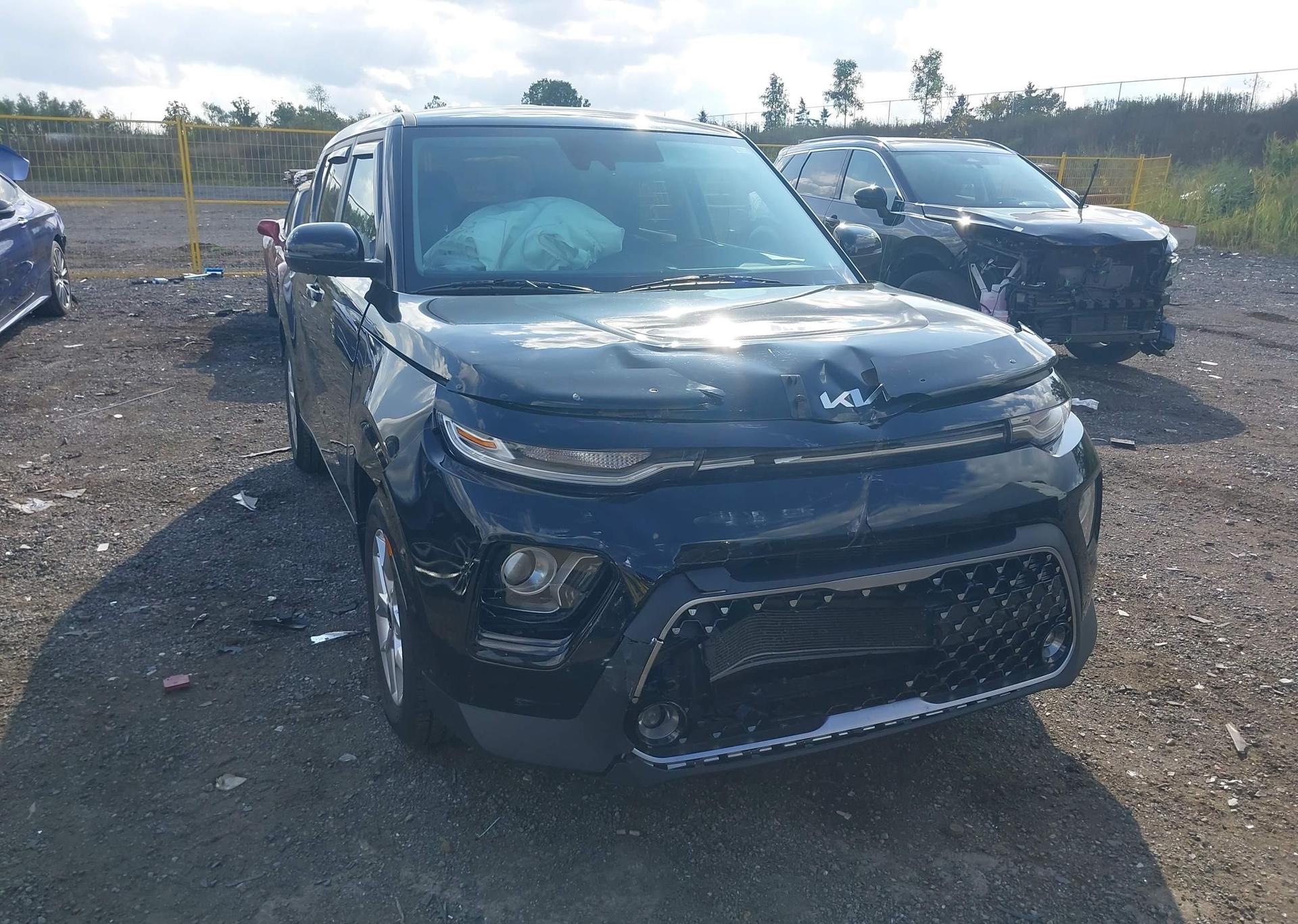 2022 KIA SOUL EX