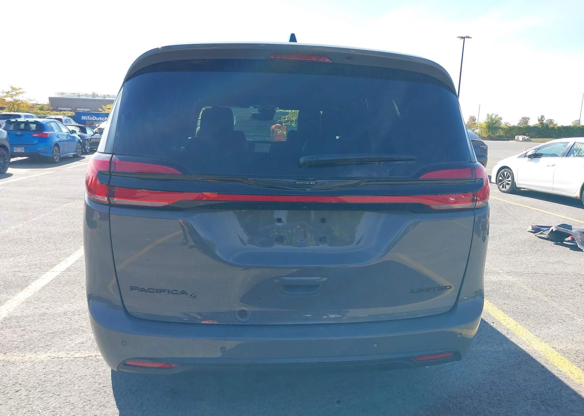 2025 CHRYSLER PACIFICA LIMITED