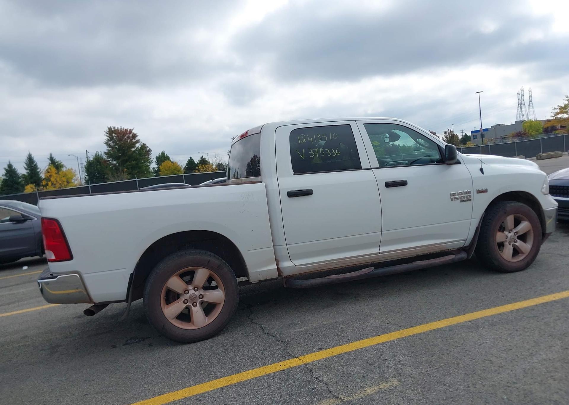 2022 RAM 1500 CLASSIC SLT