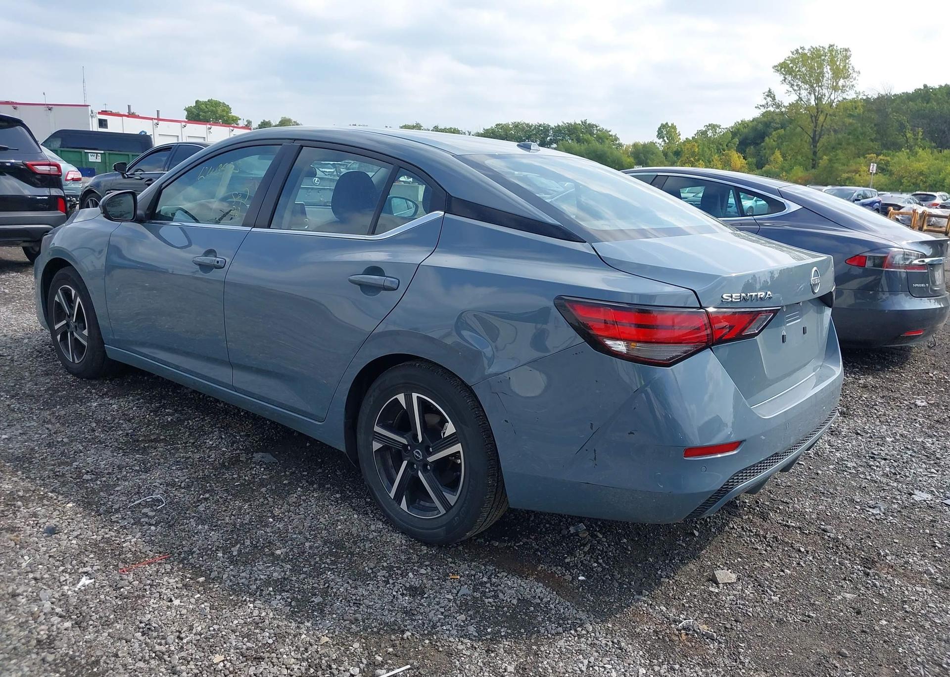 2024 NISSAN SENTRA SV